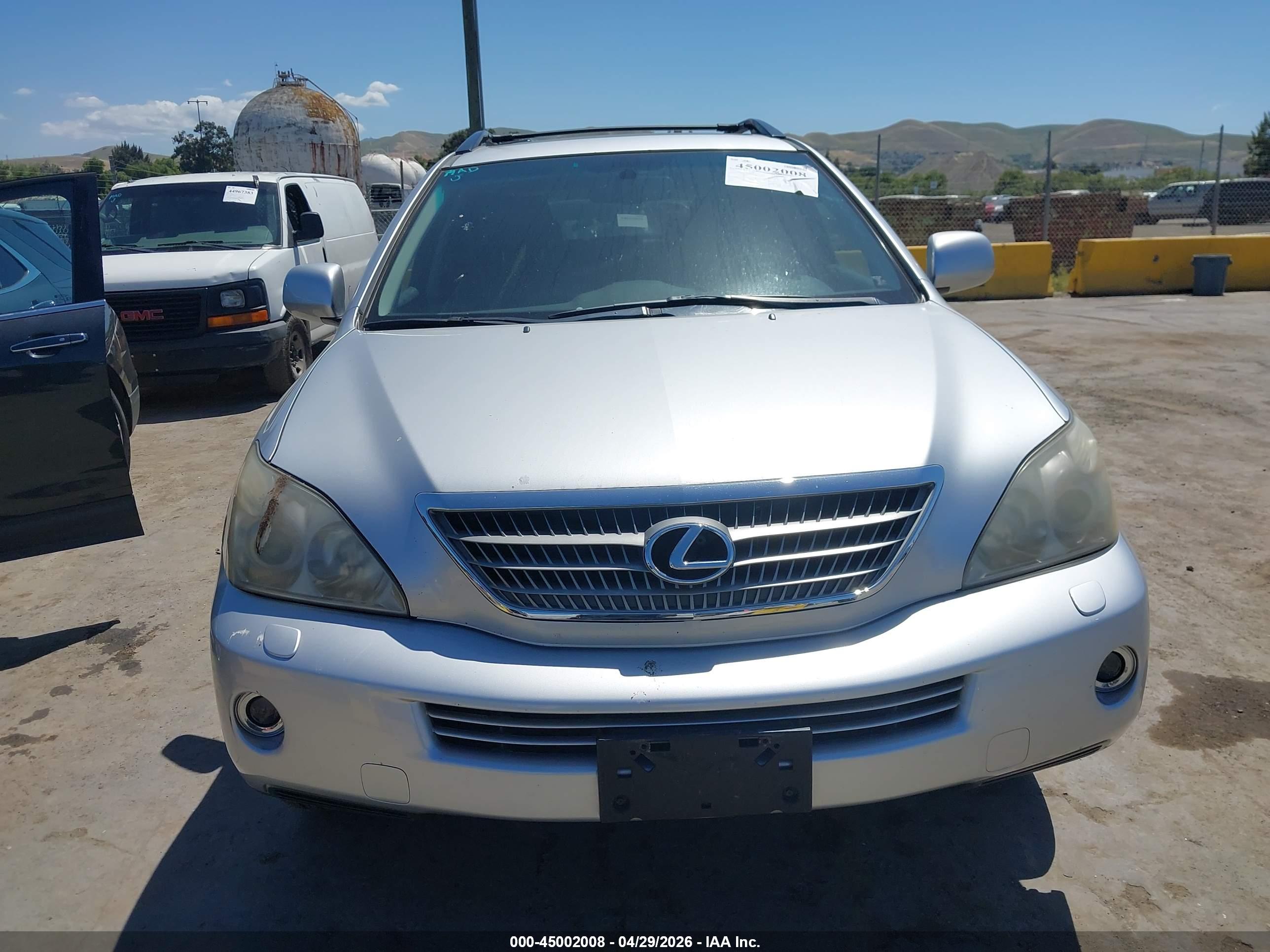 LEXUS RX image 6