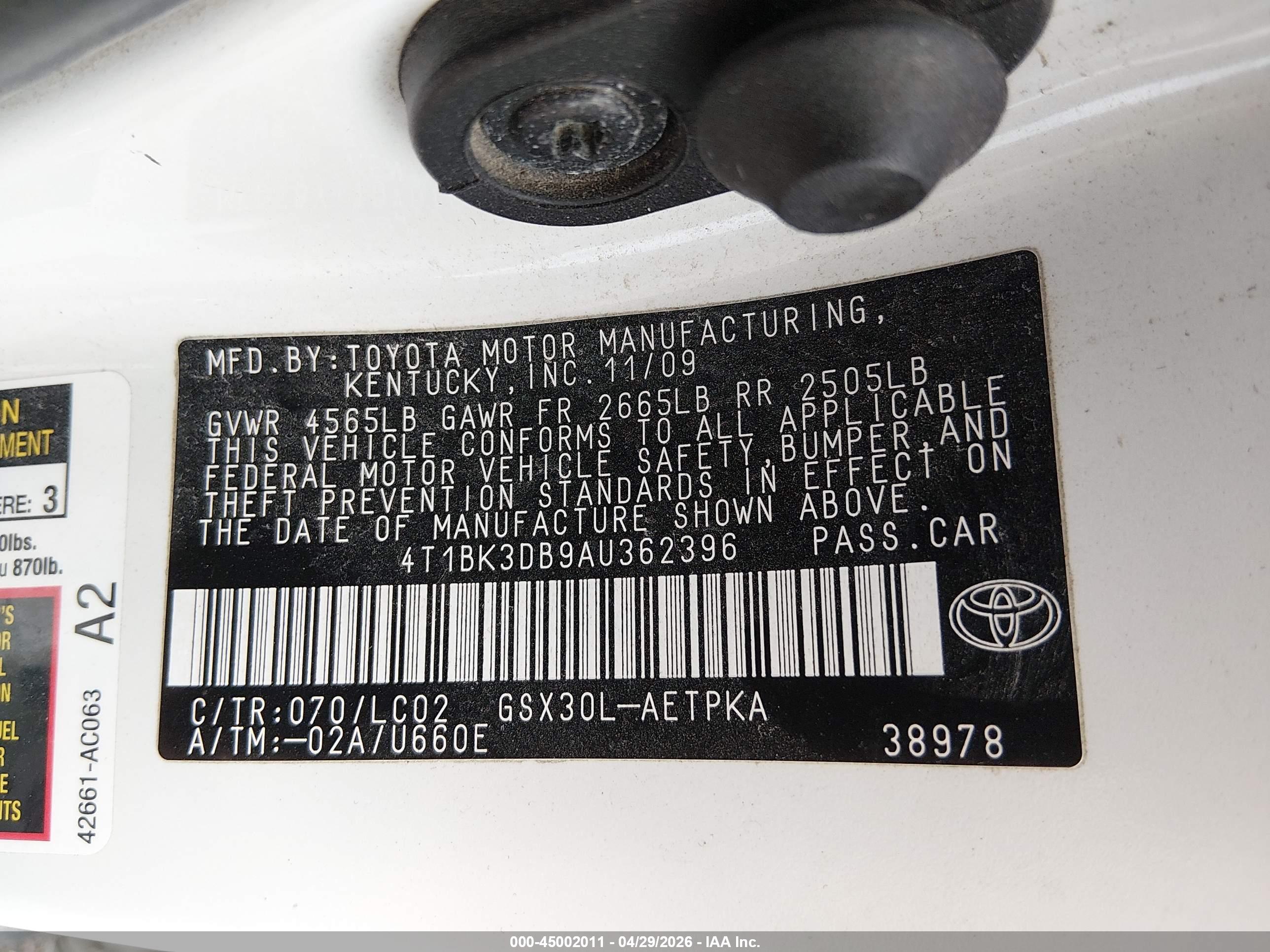 TOYOTA AVALON image 9