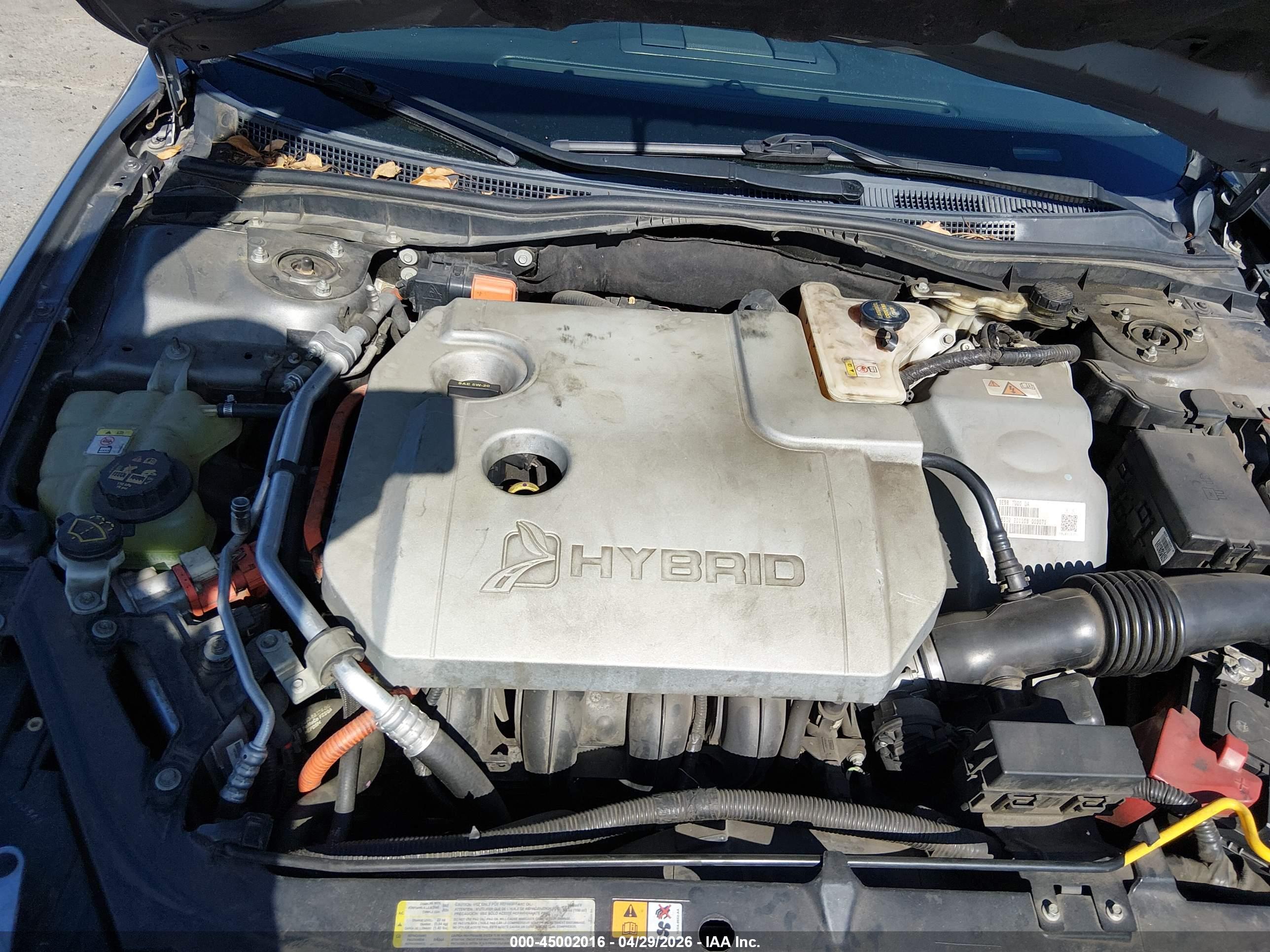 FORD FUSION image 10