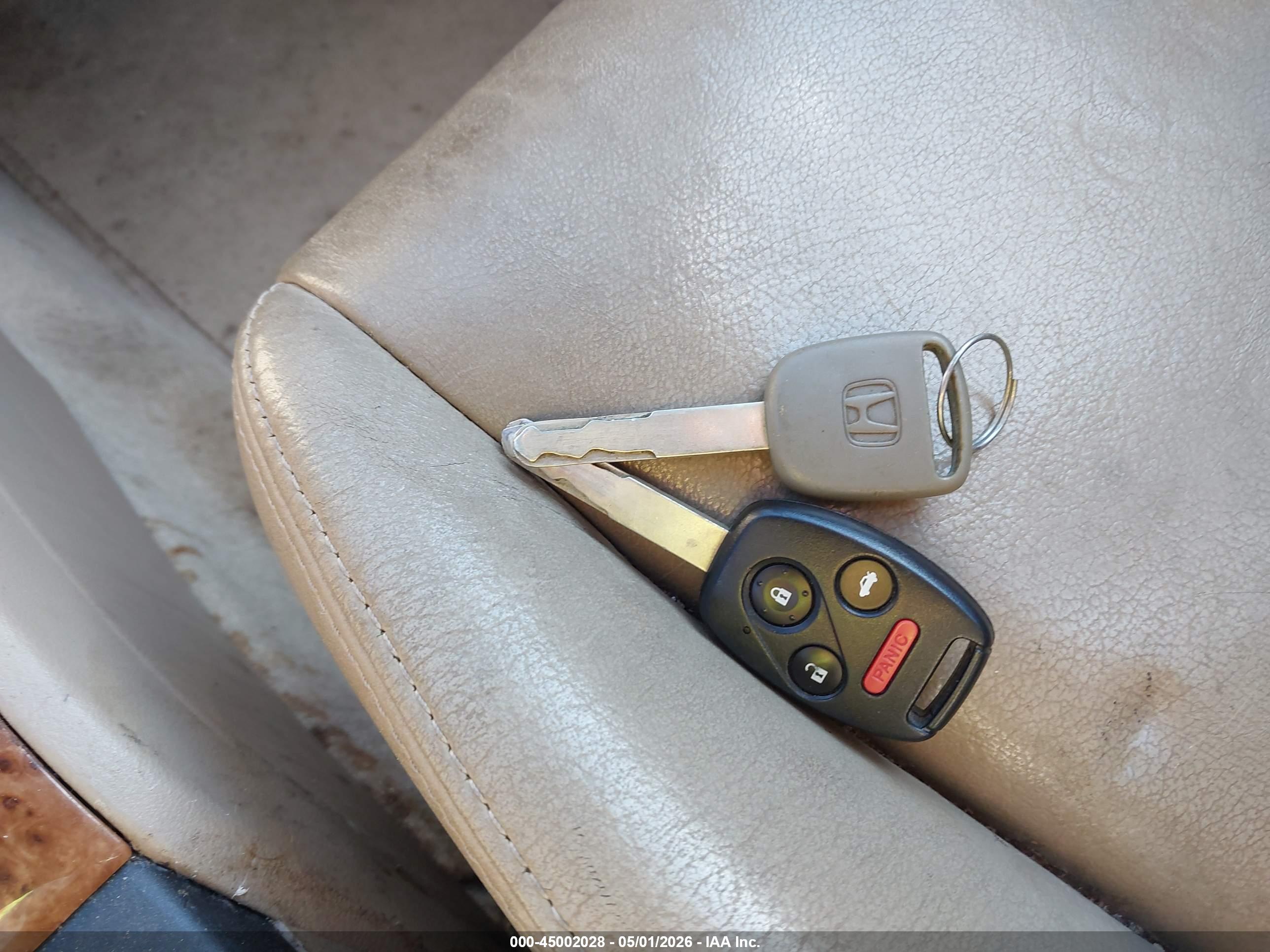 HONDA ACCORD image 11