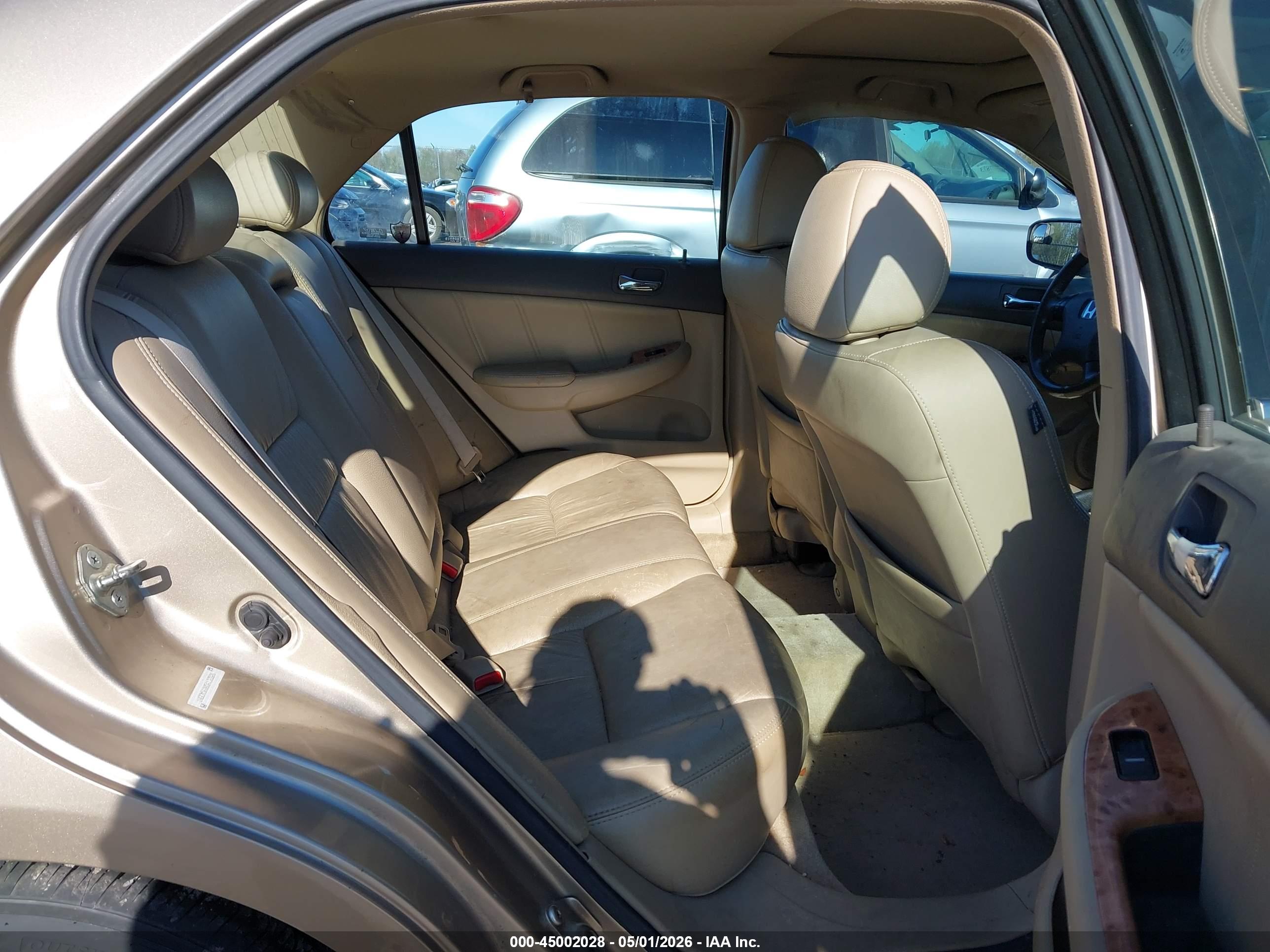 HONDA ACCORD image 8