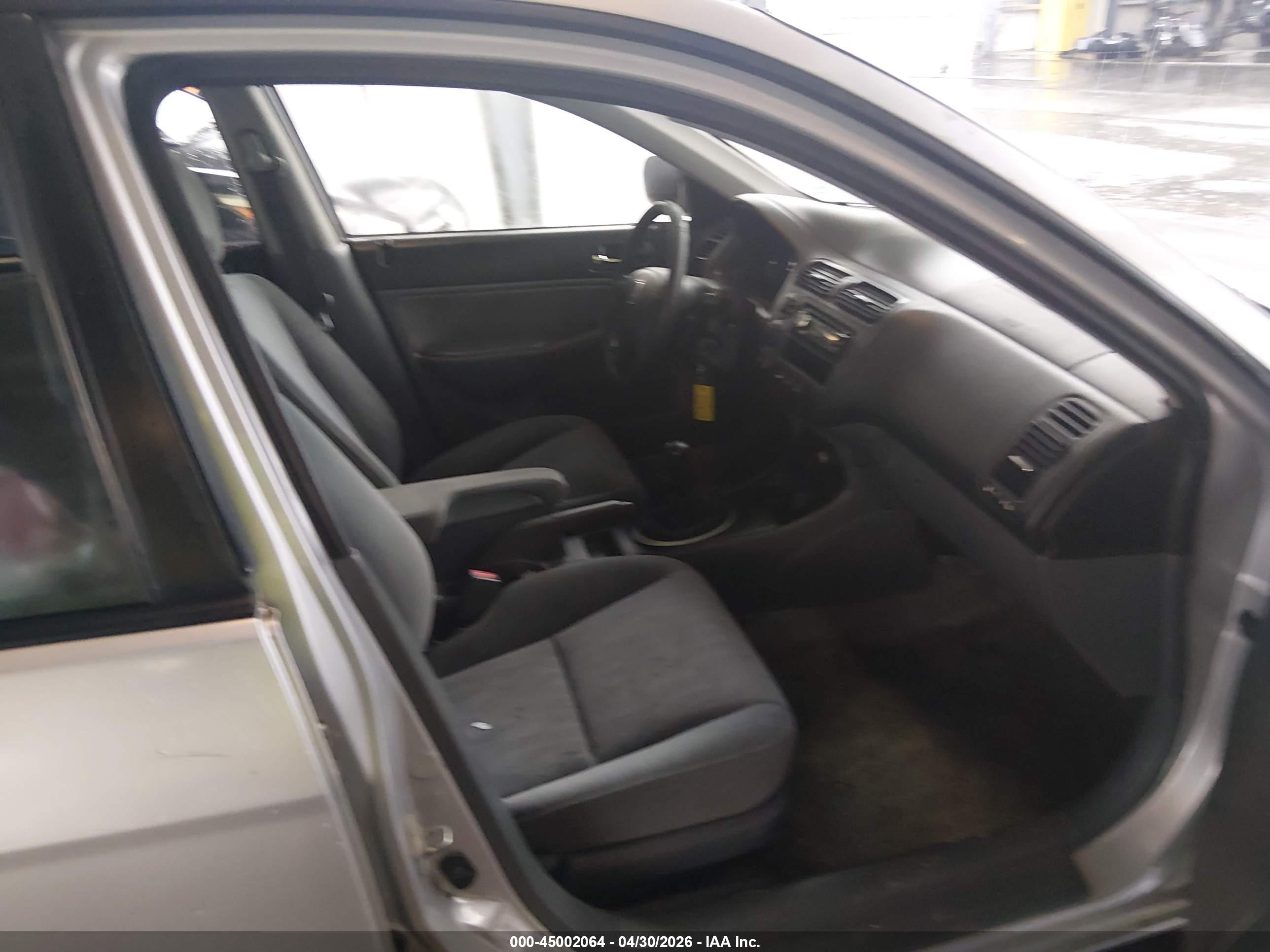 HONDA CIVIC image 5