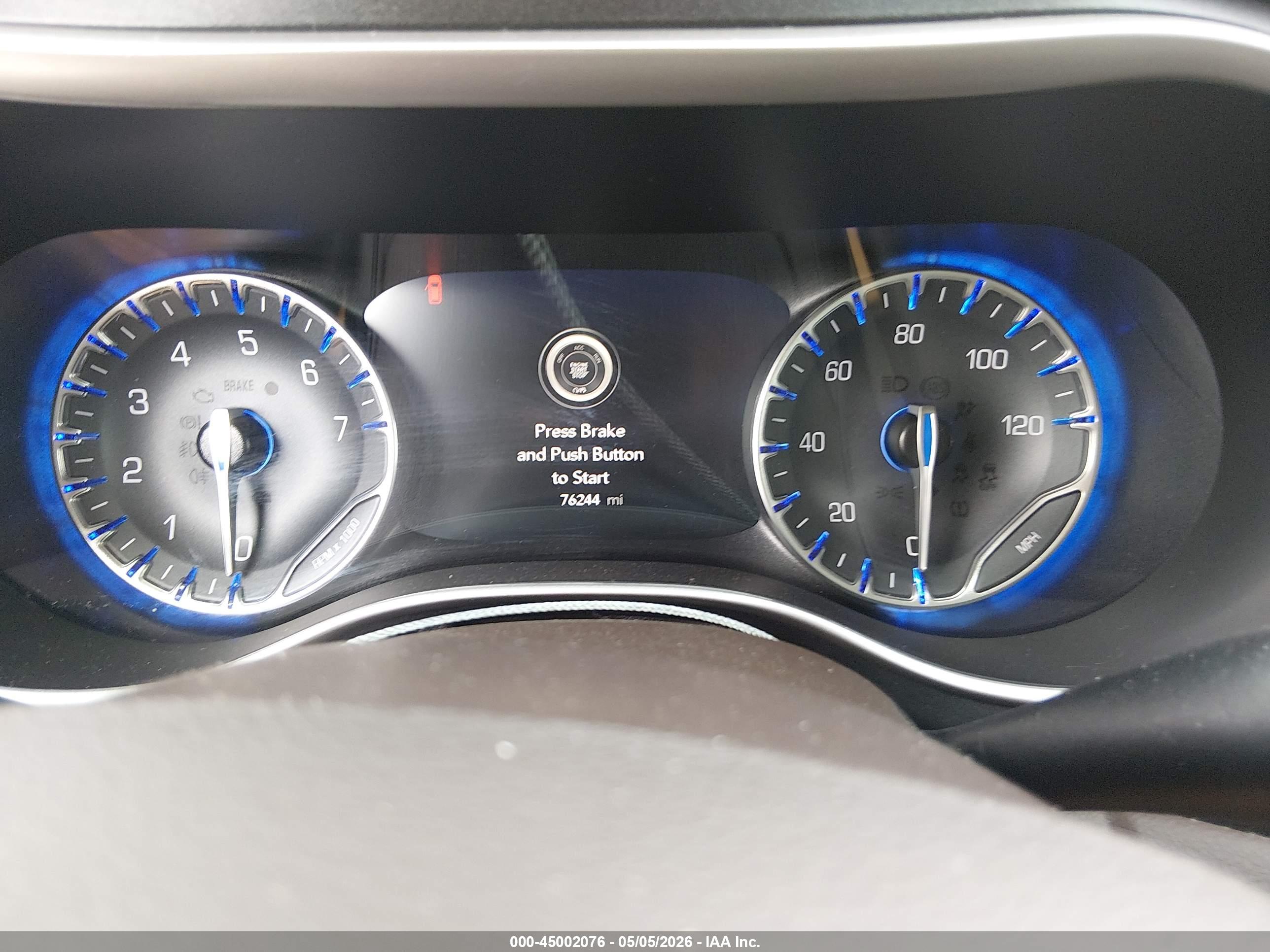 CHRYSLER PACIFICA image 7