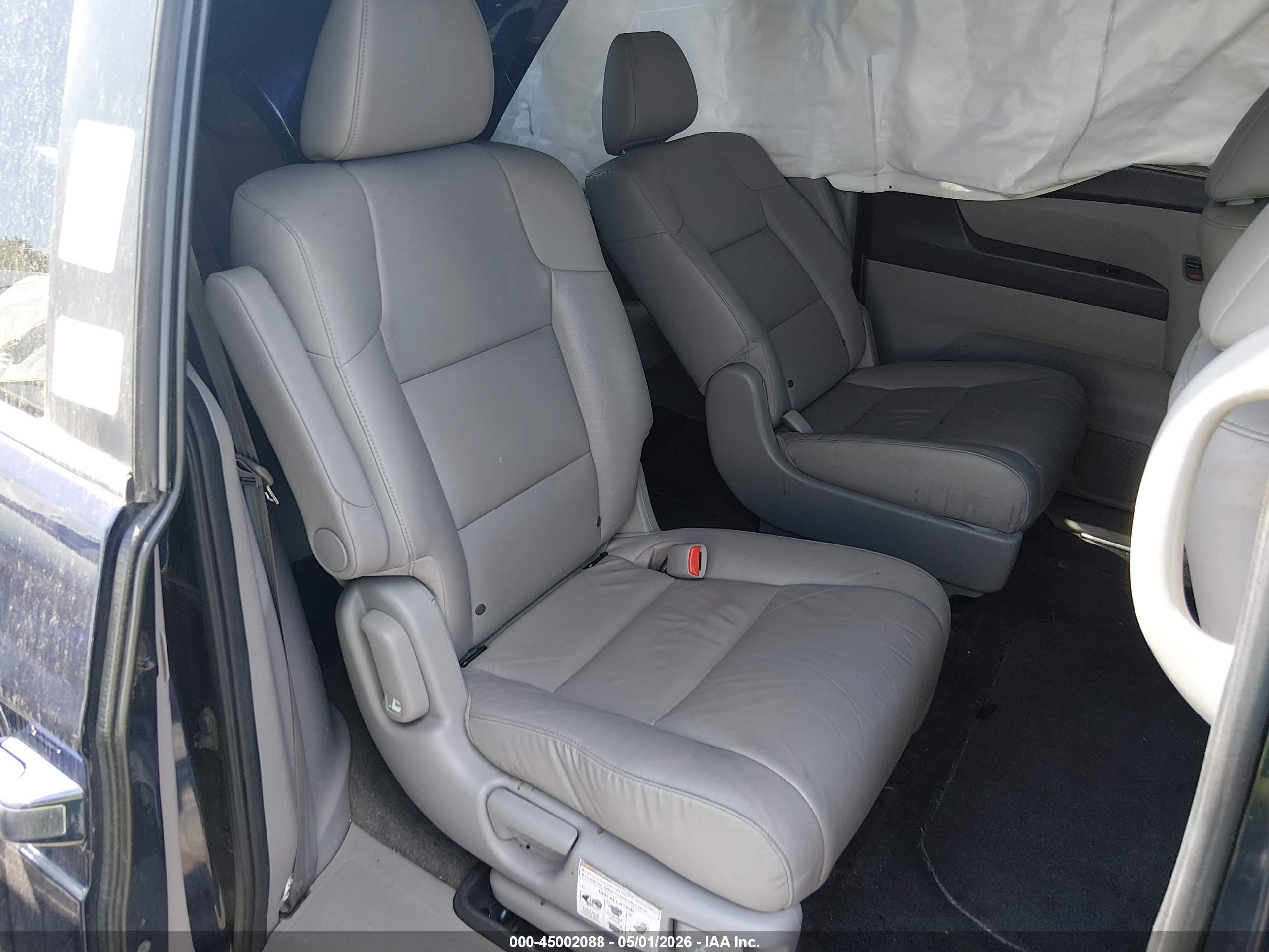 HONDA ODYSSEY image 8