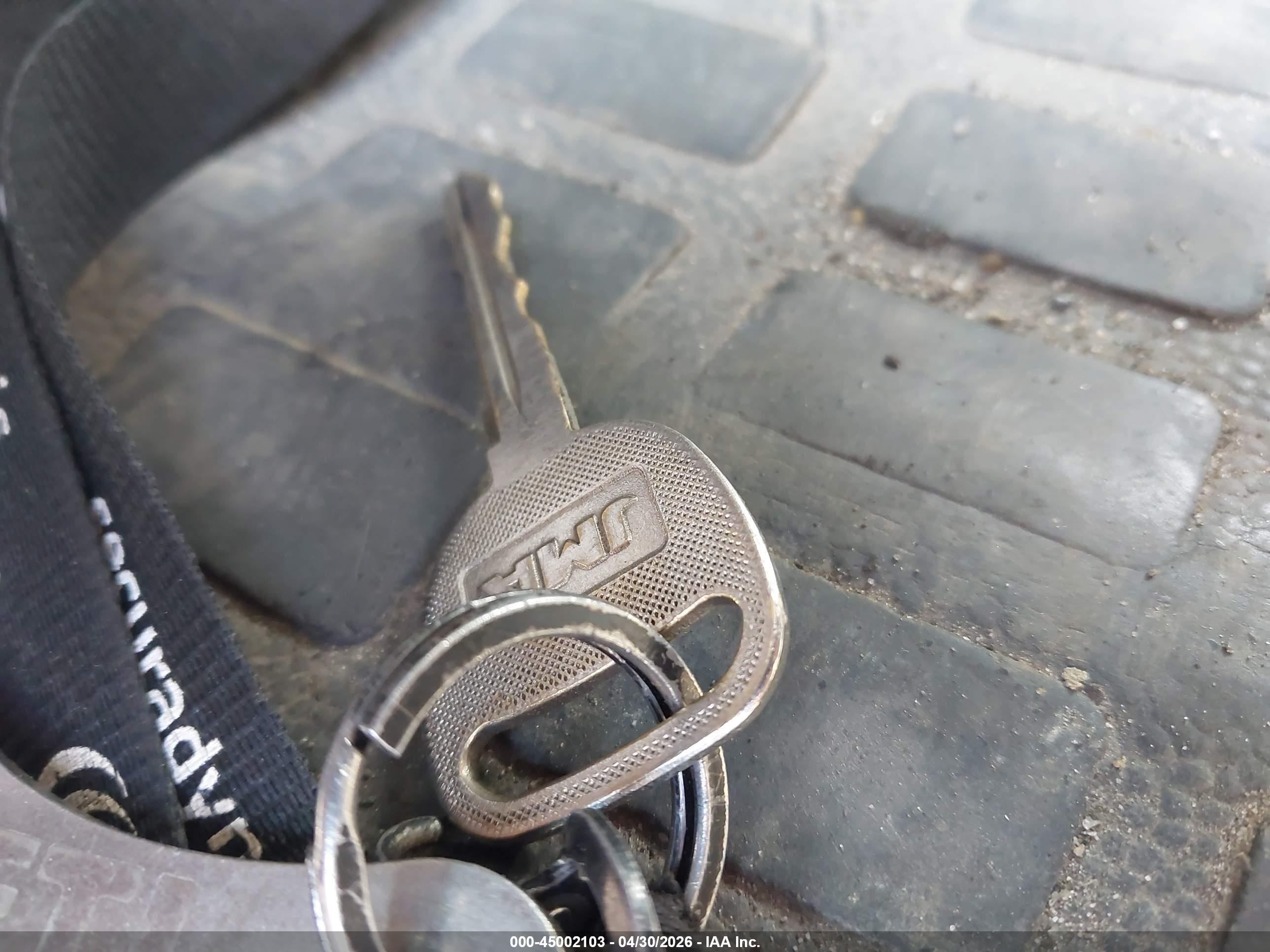 VOLVO VN image 11