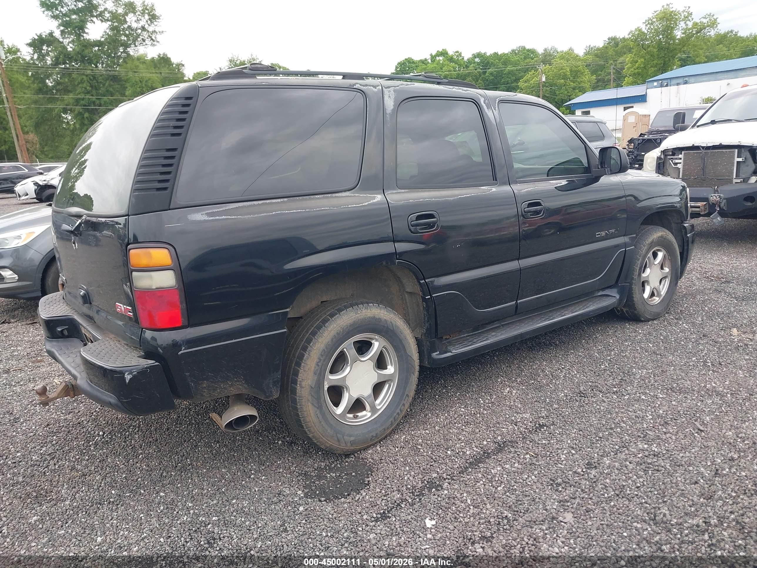 GMC YUKON image 4