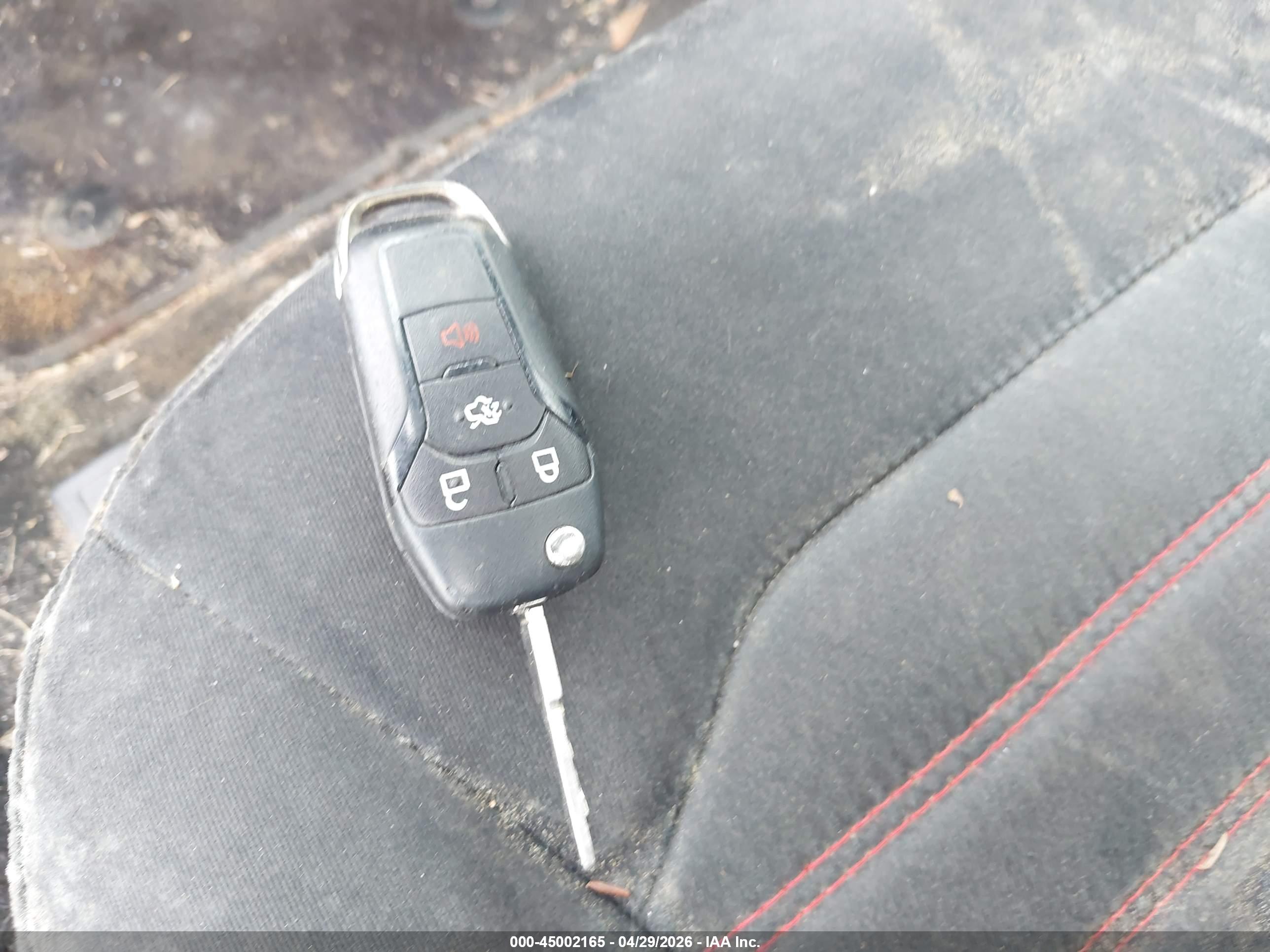 FORD FUSION image 11