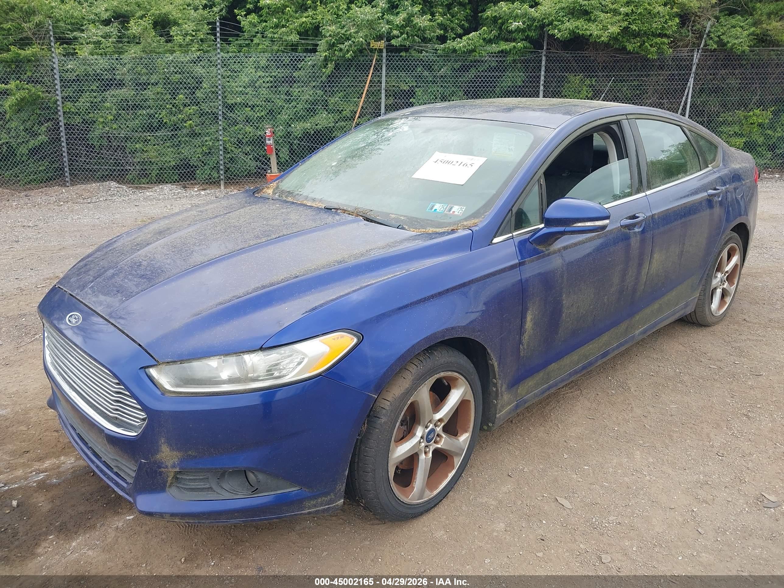 FORD FUSION image 2