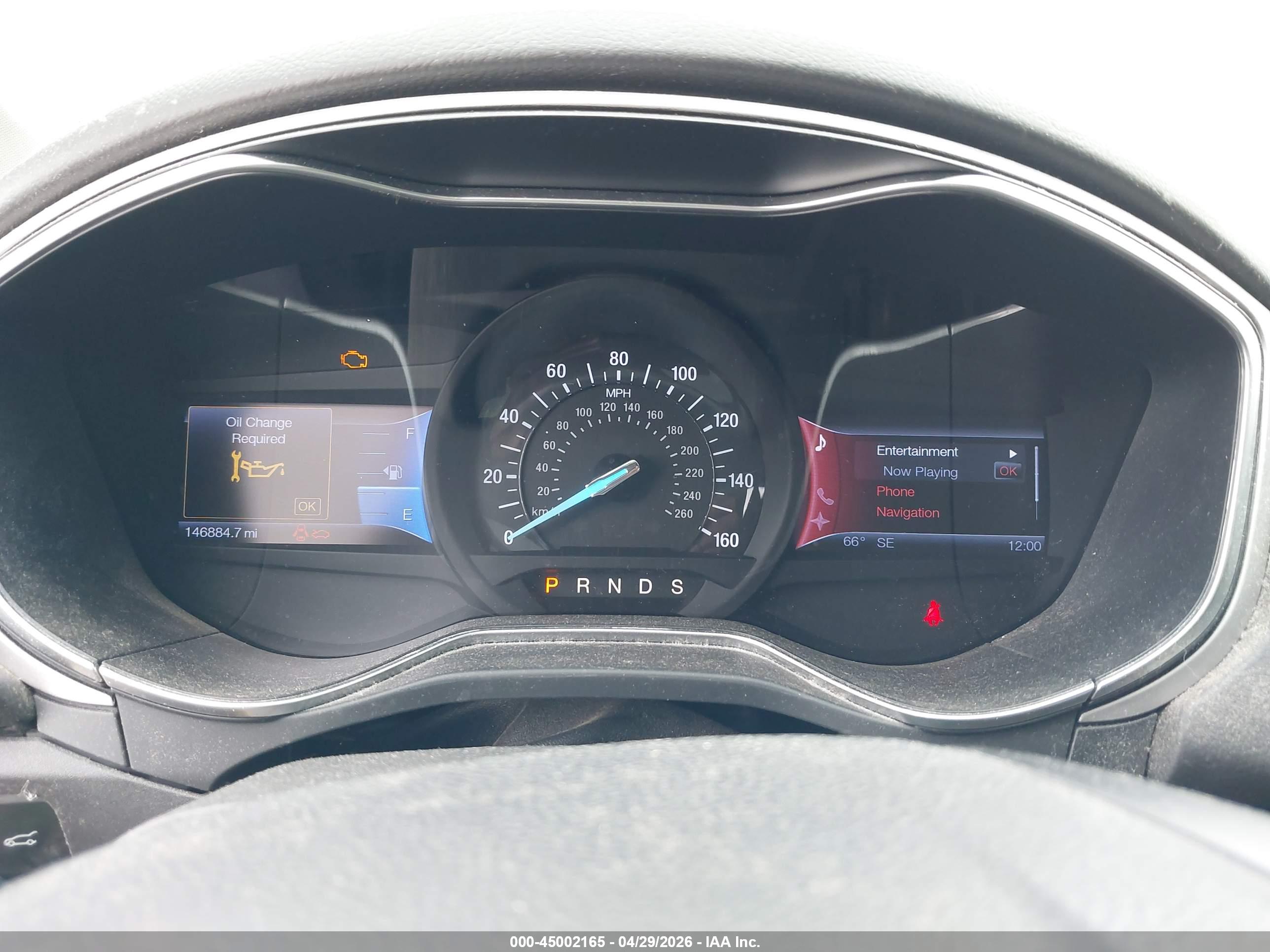 FORD FUSION image 7