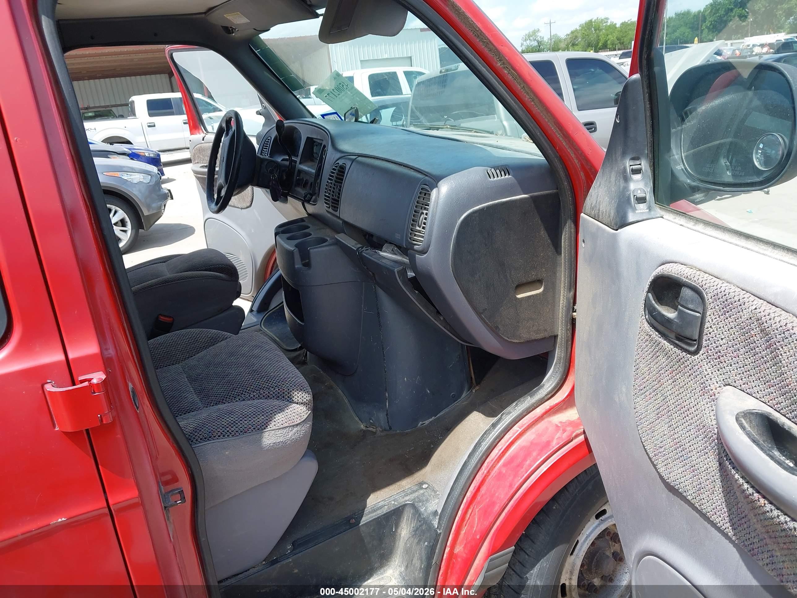 DODGE RAM image 5