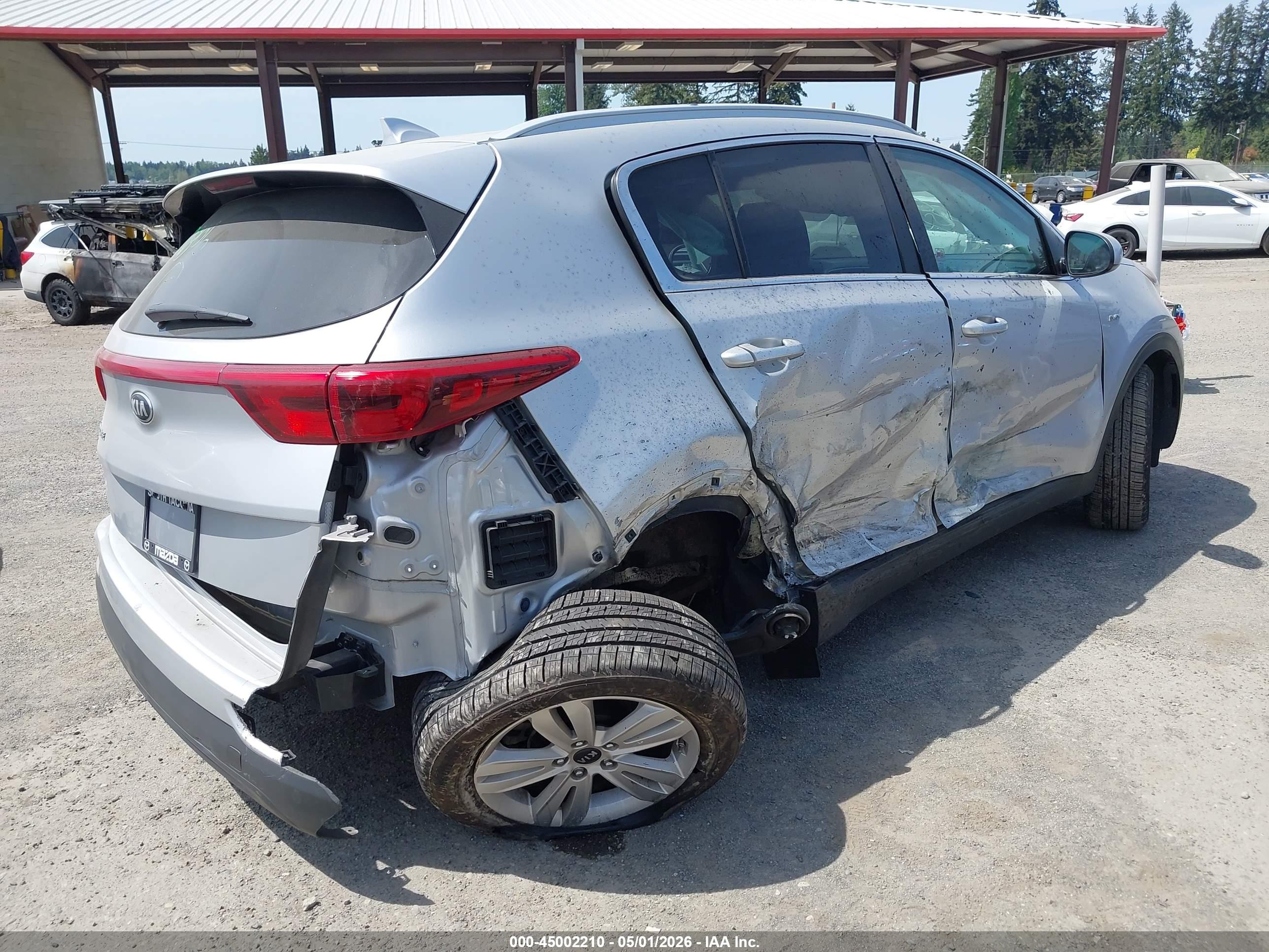 KIA SPORTAGE image 4
