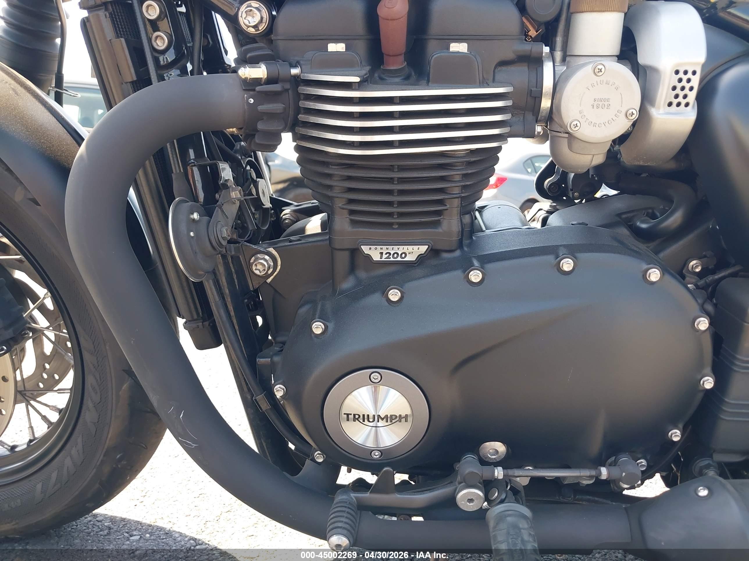 TRIUMPH MOTORCYCLE image 9