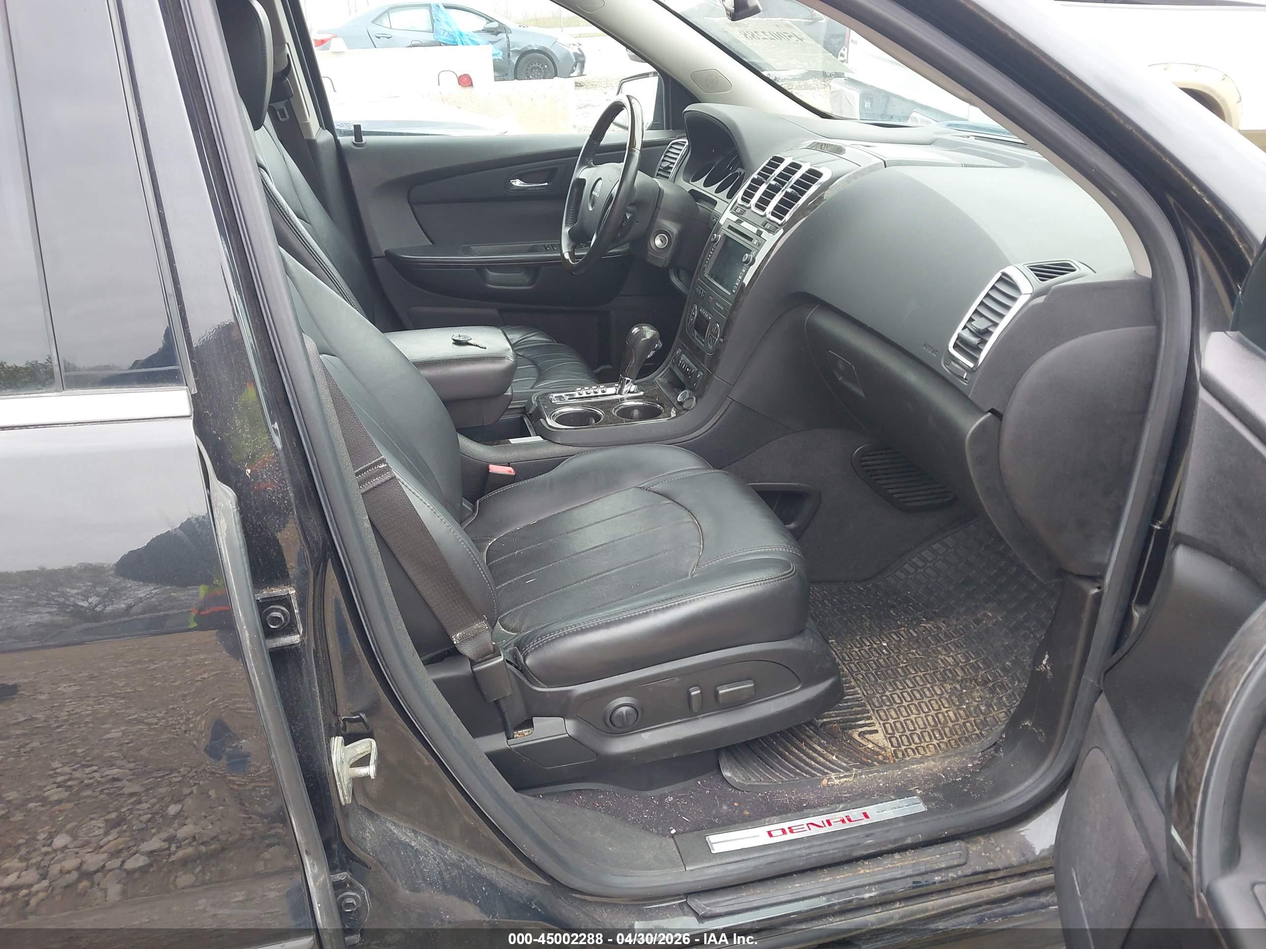 GMC ACADIA image 5