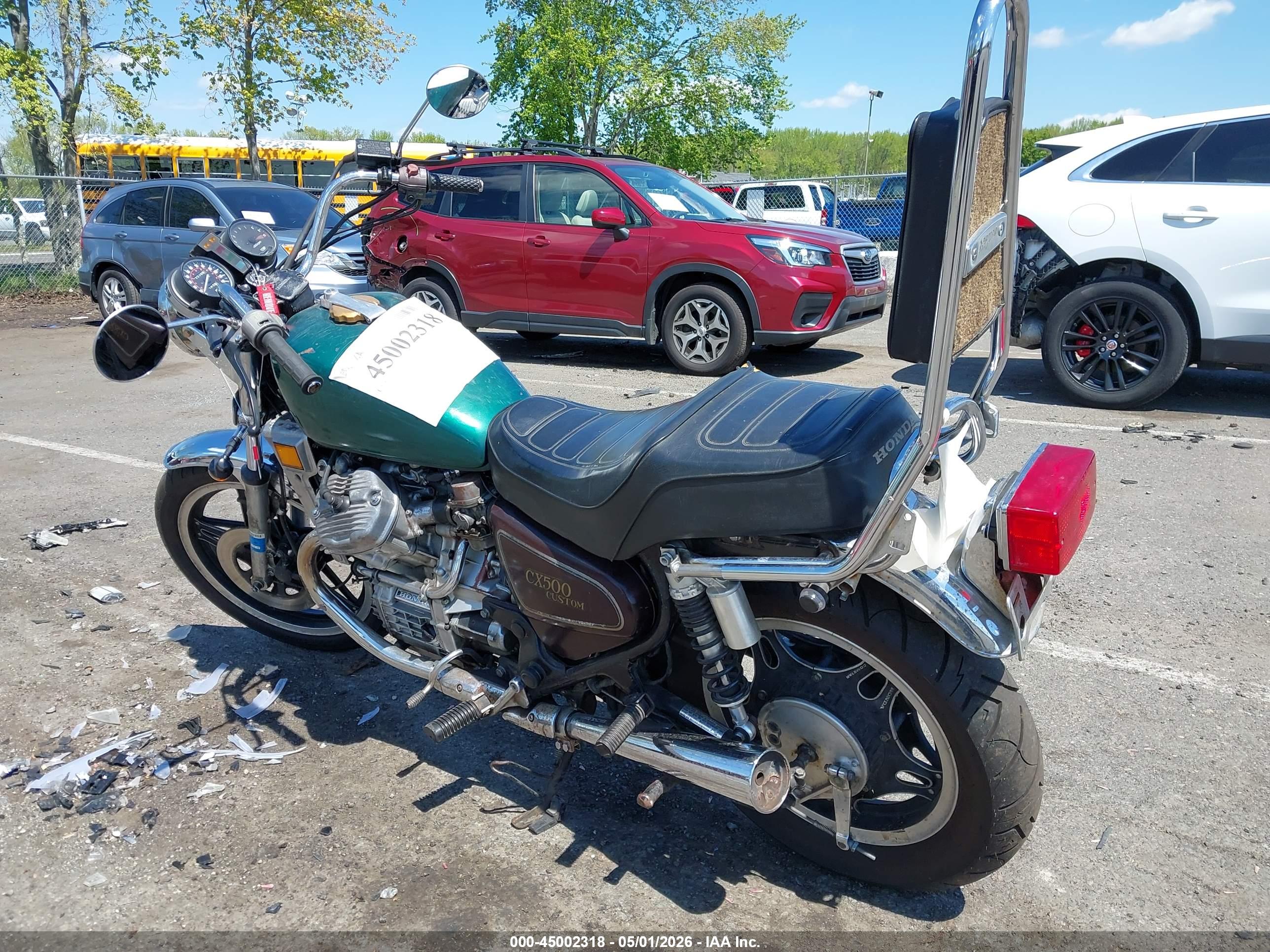 HONDA CX500 image 3