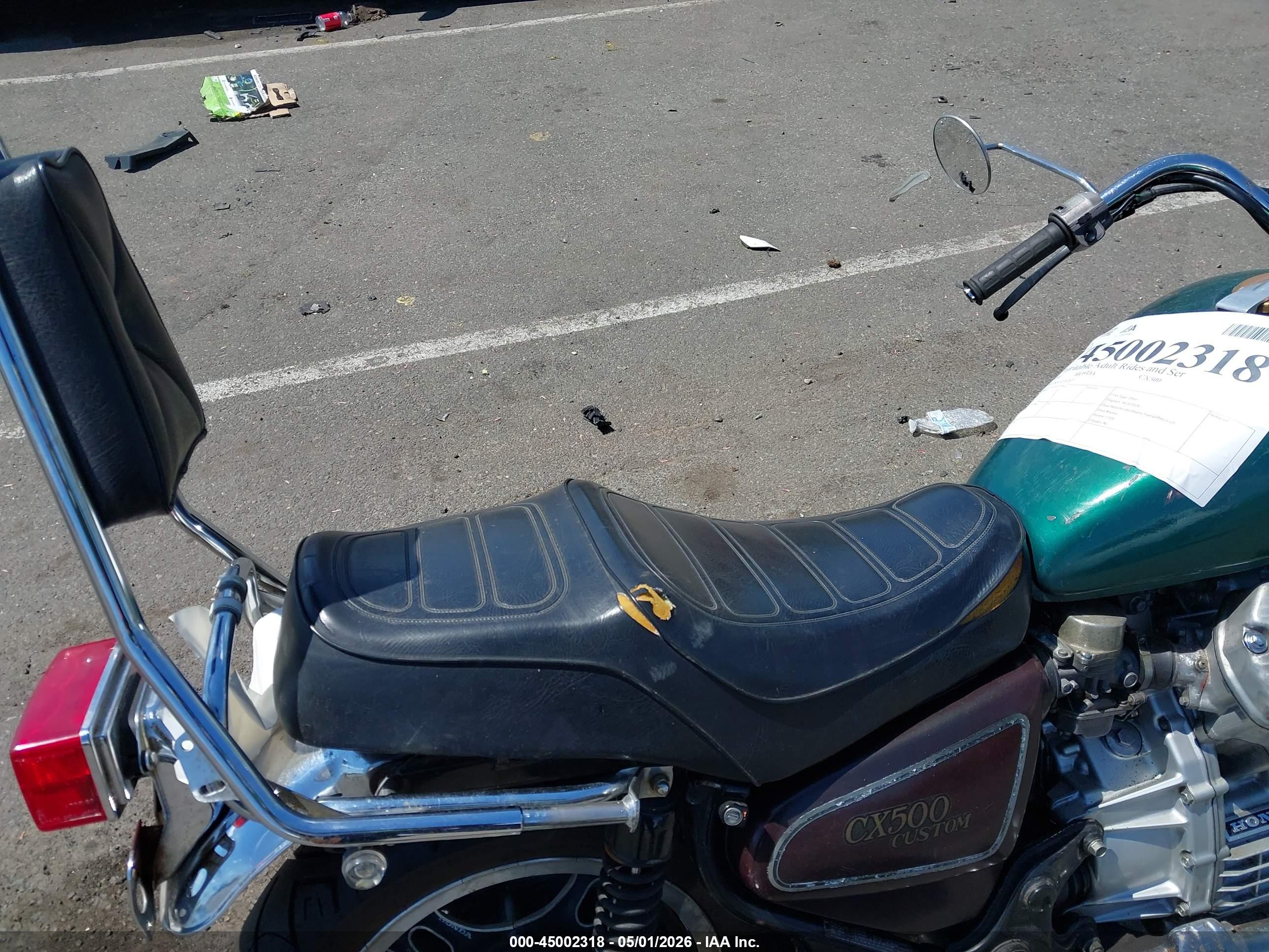 HONDA CX500 image 8