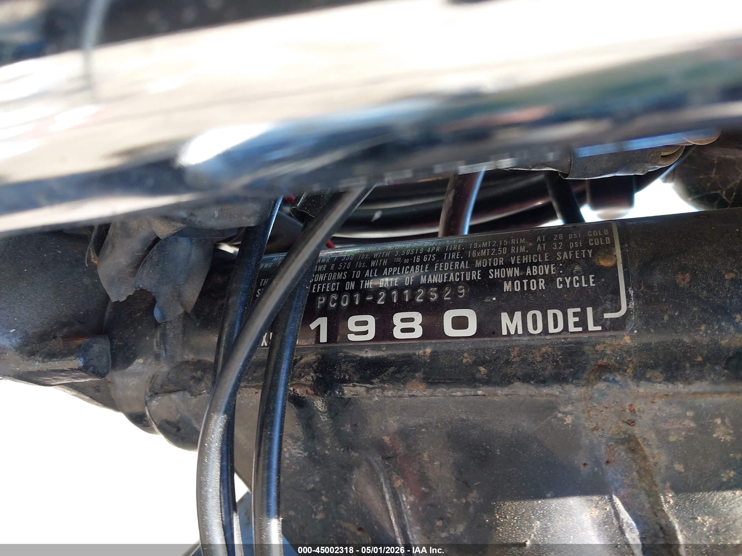 HONDA CX500 image 9