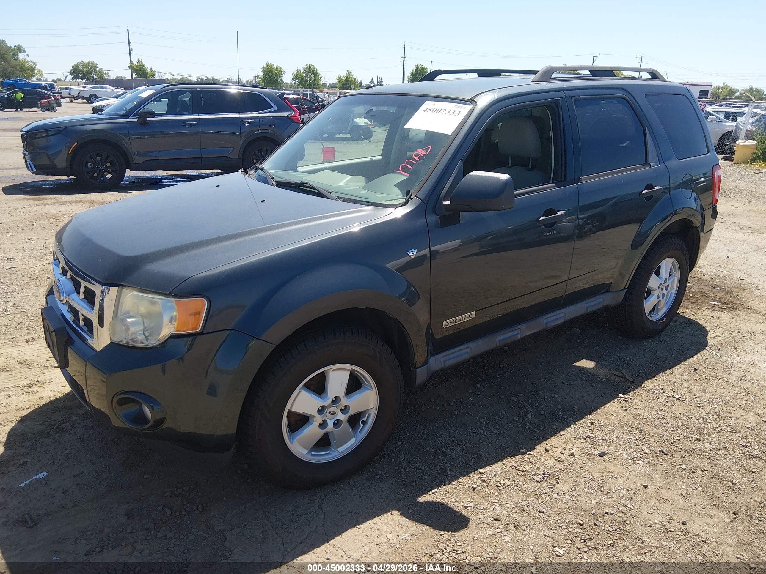 FORD ESCAPE image 2