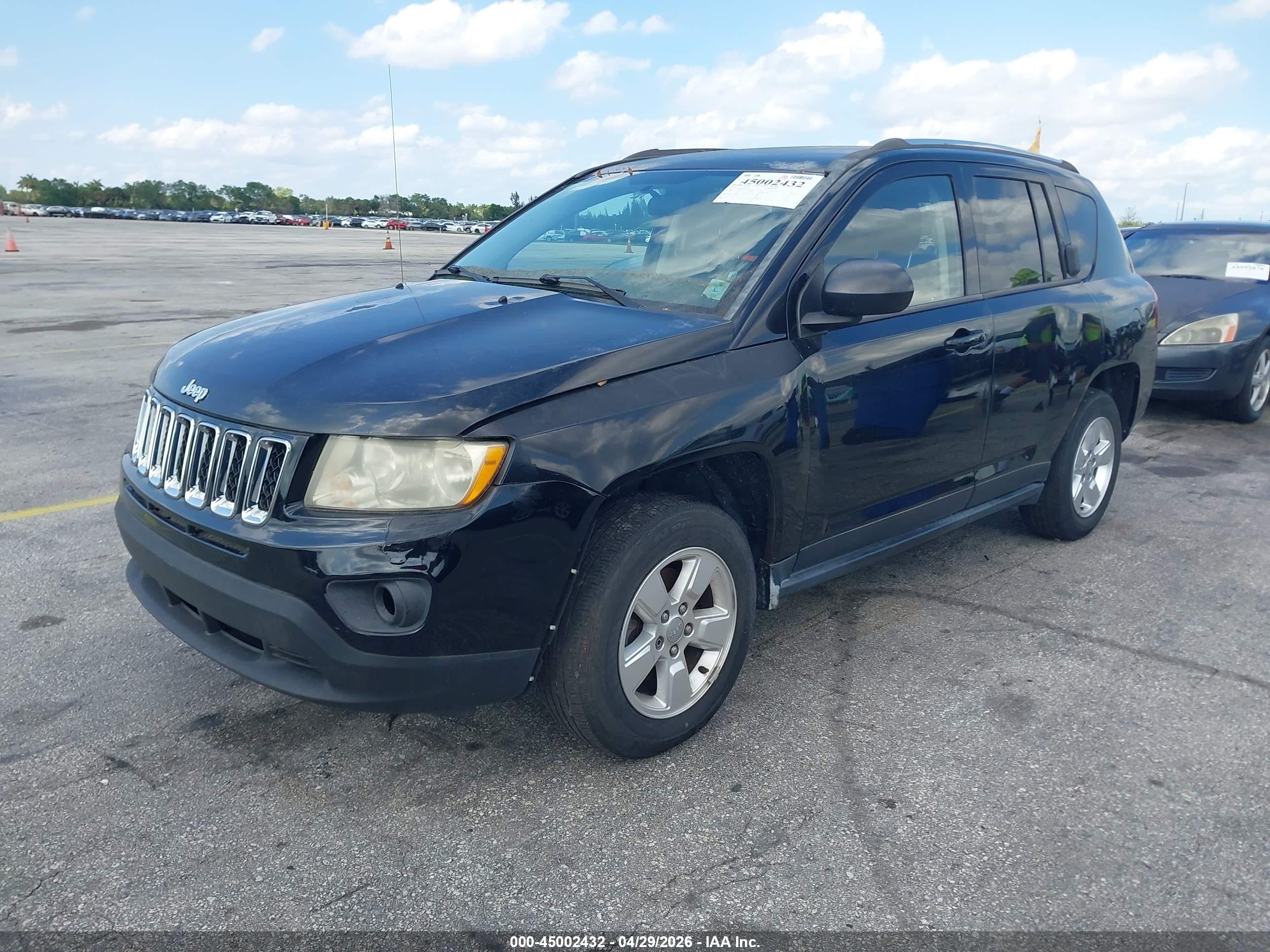 JEEP COMPASS image 2