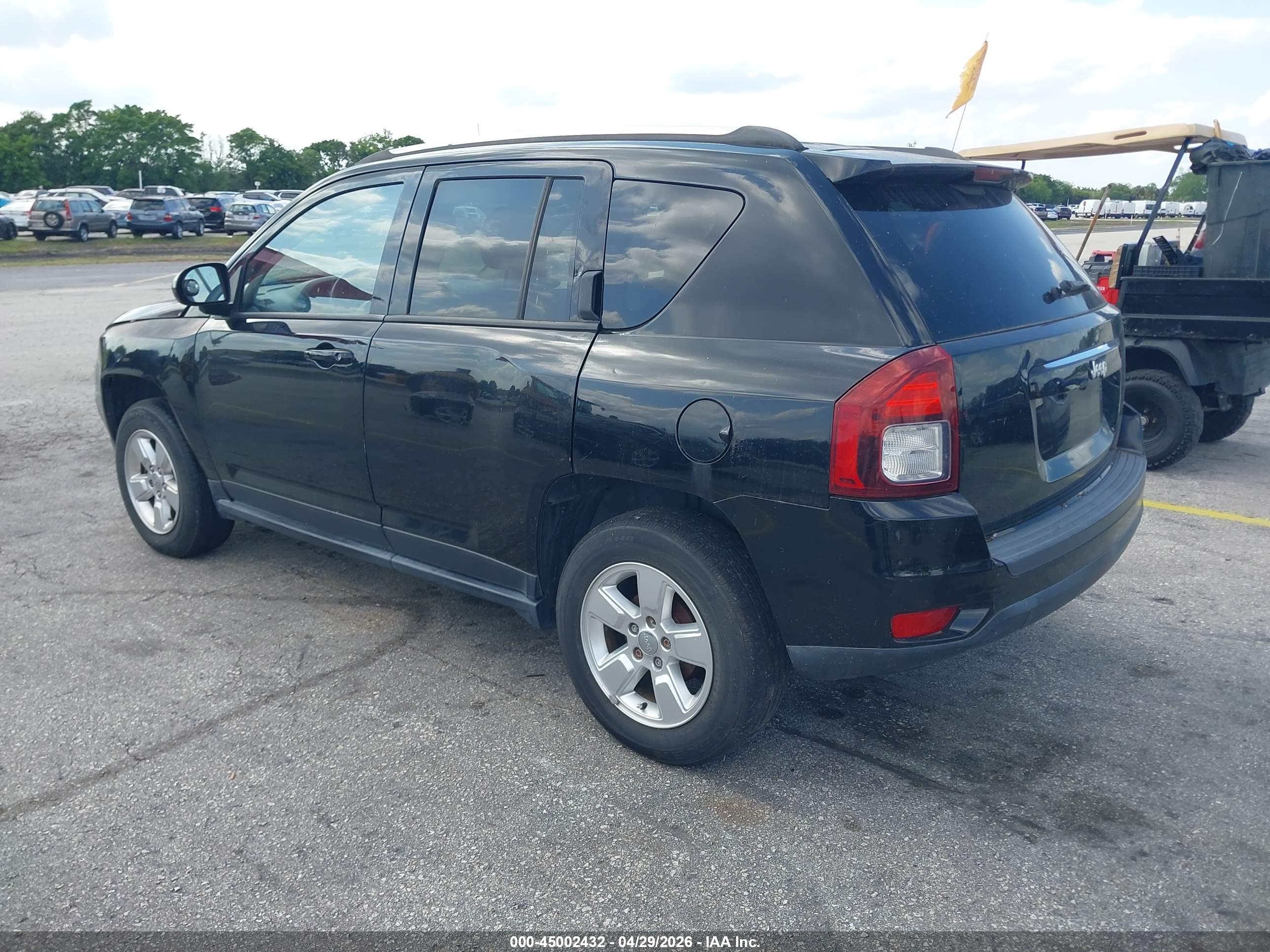JEEP COMPASS image 3