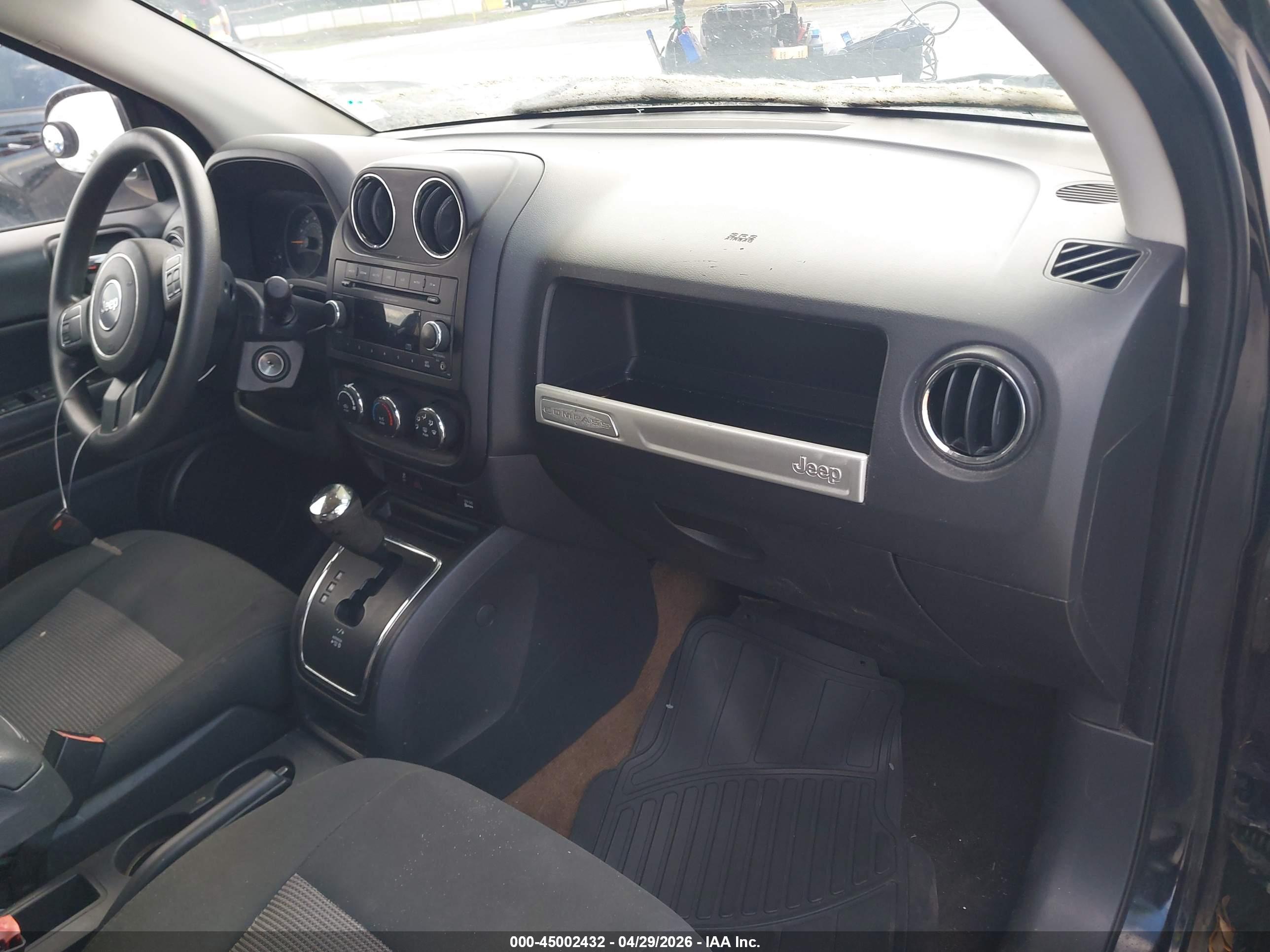 JEEP COMPASS image 5