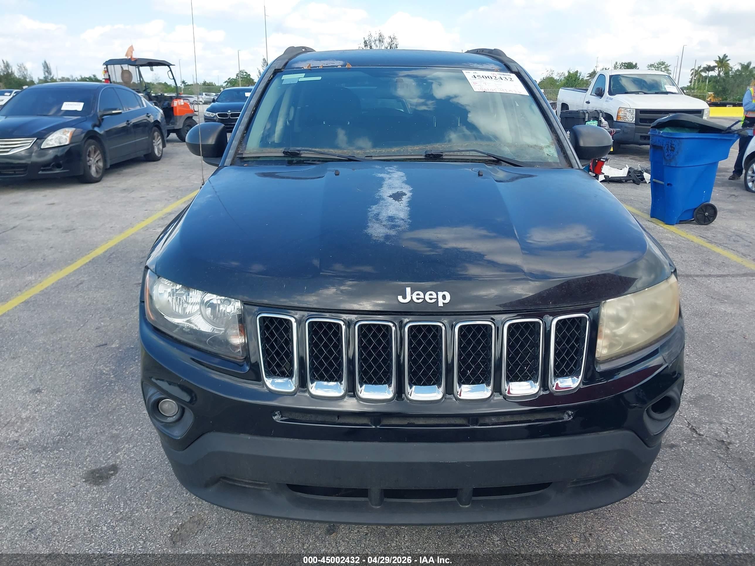 JEEP COMPASS image 6