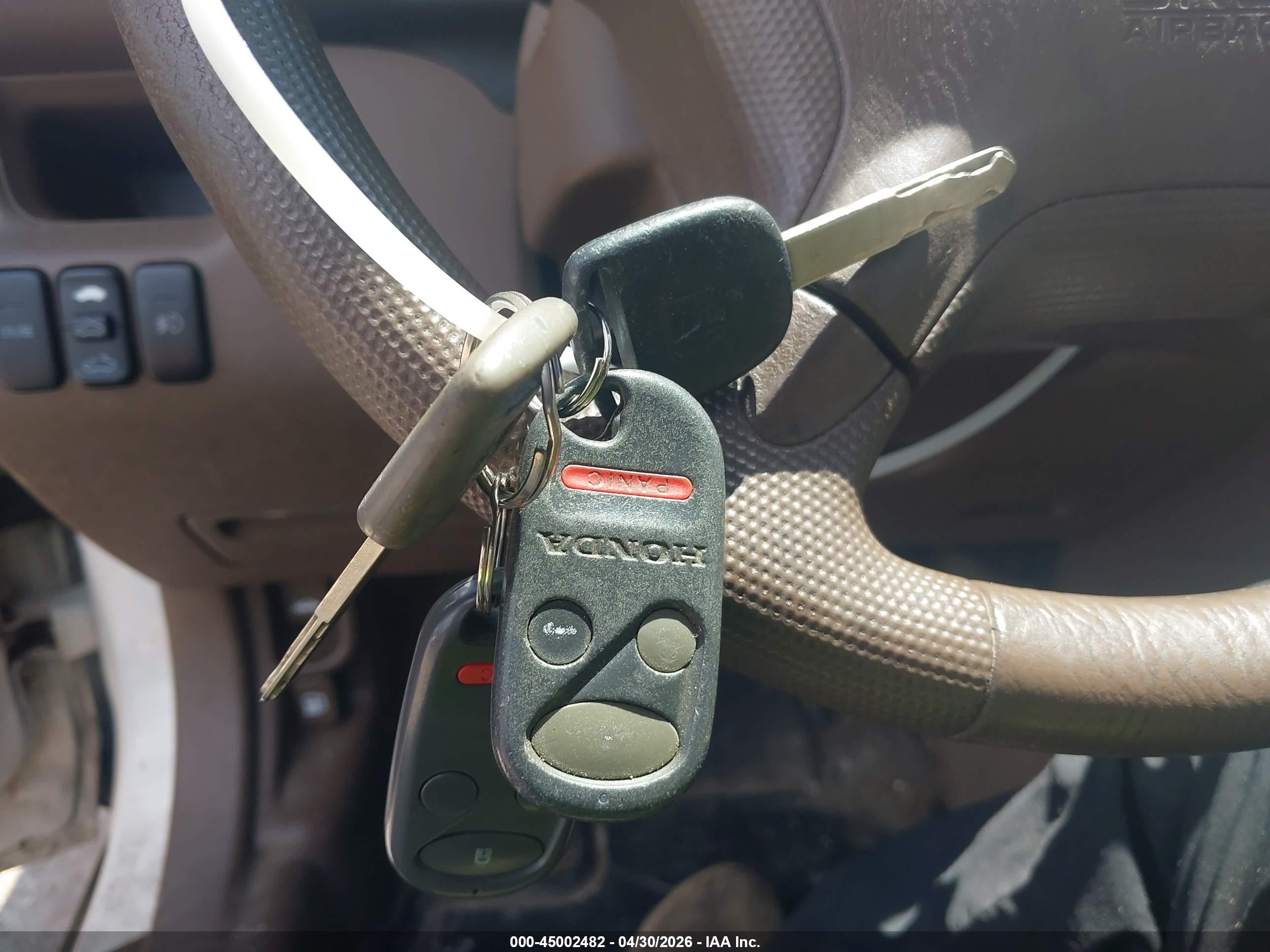 HONDA CR-V image 11
