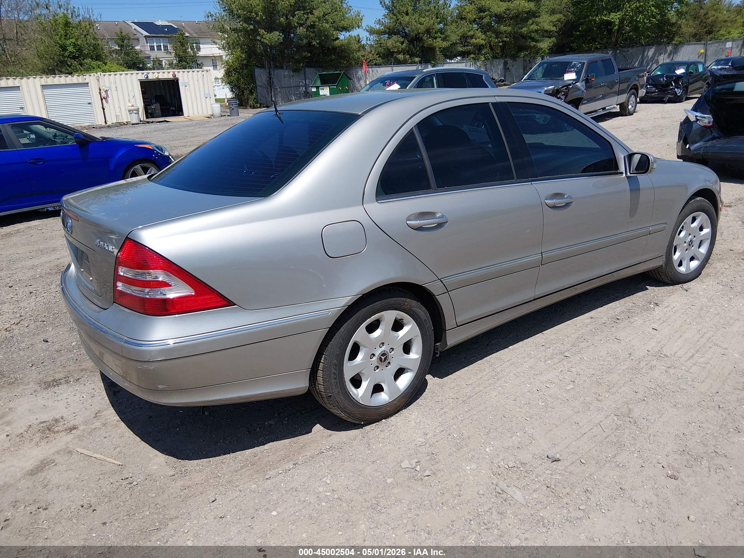 MERCEDES-BENZ C image 4