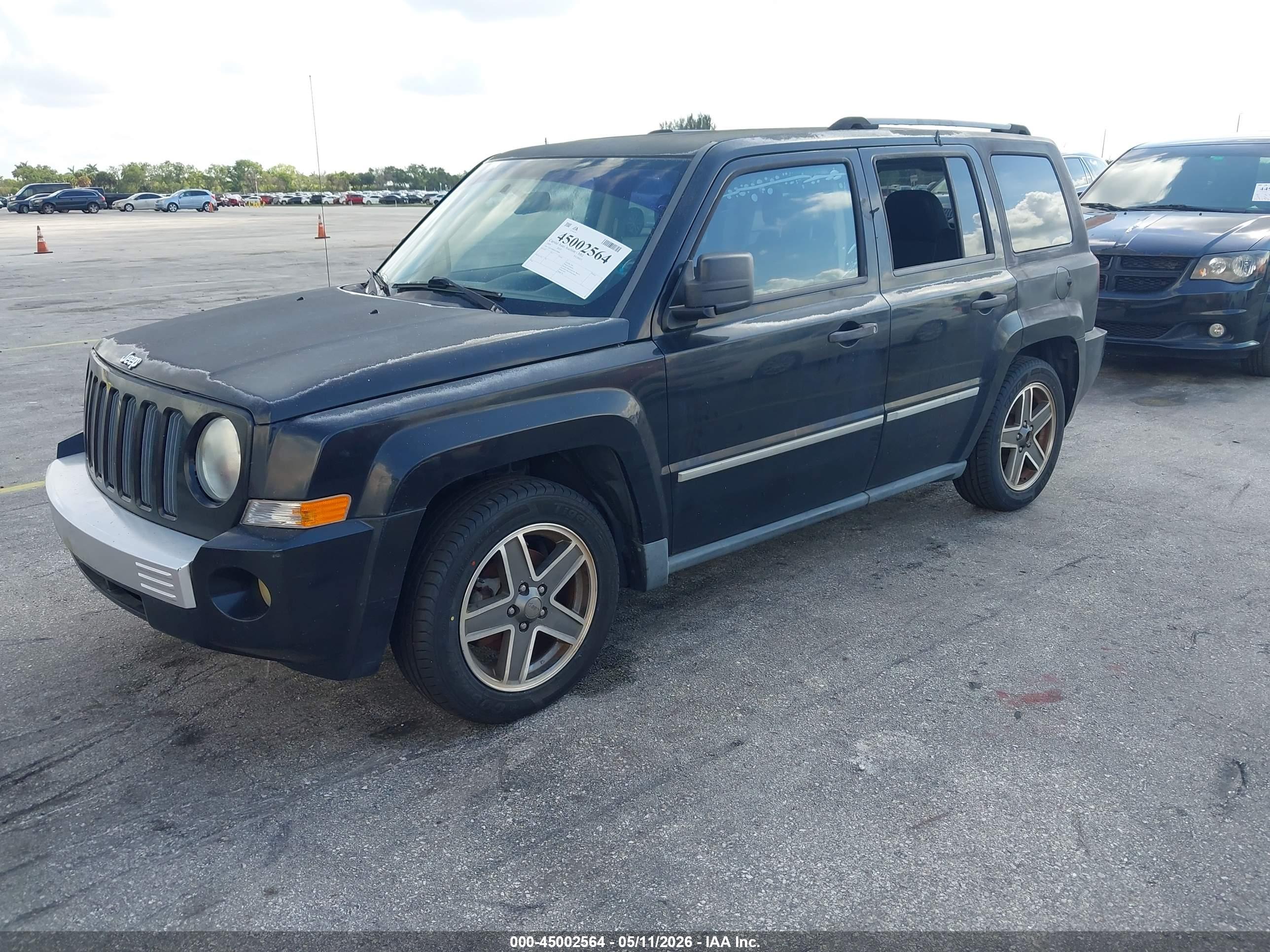 JEEP PATRIOT image 2