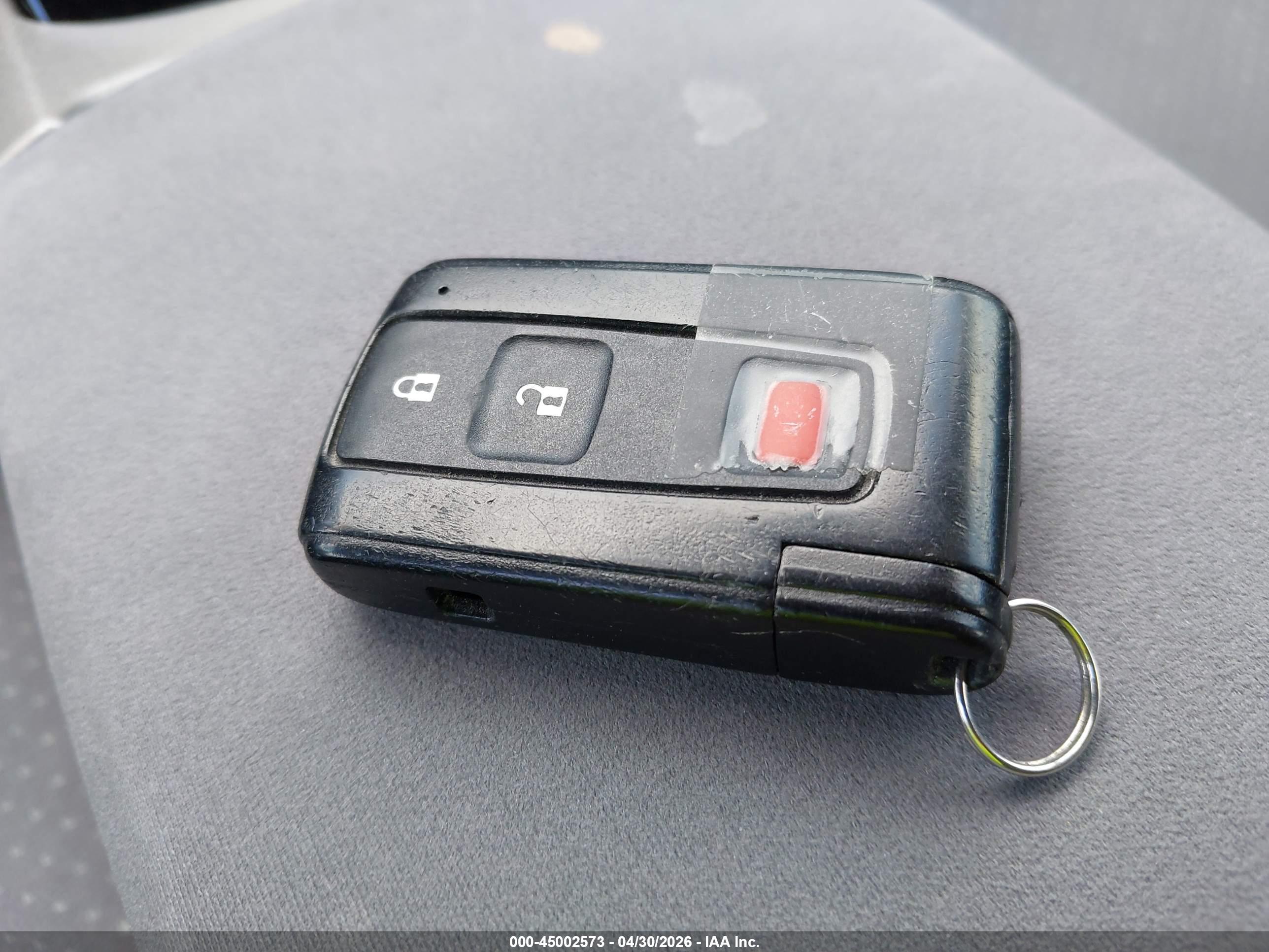 TOYOTA PRIUS image 11