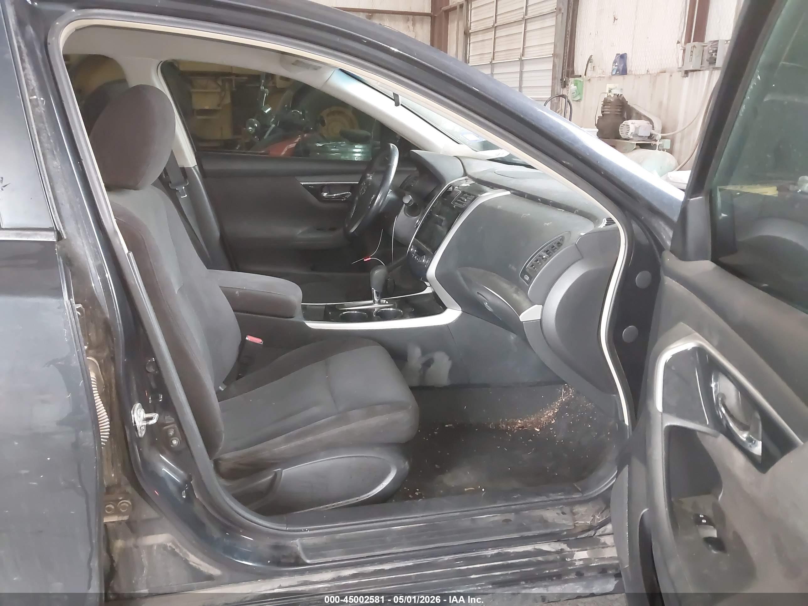 NISSAN ALTIMA image 5