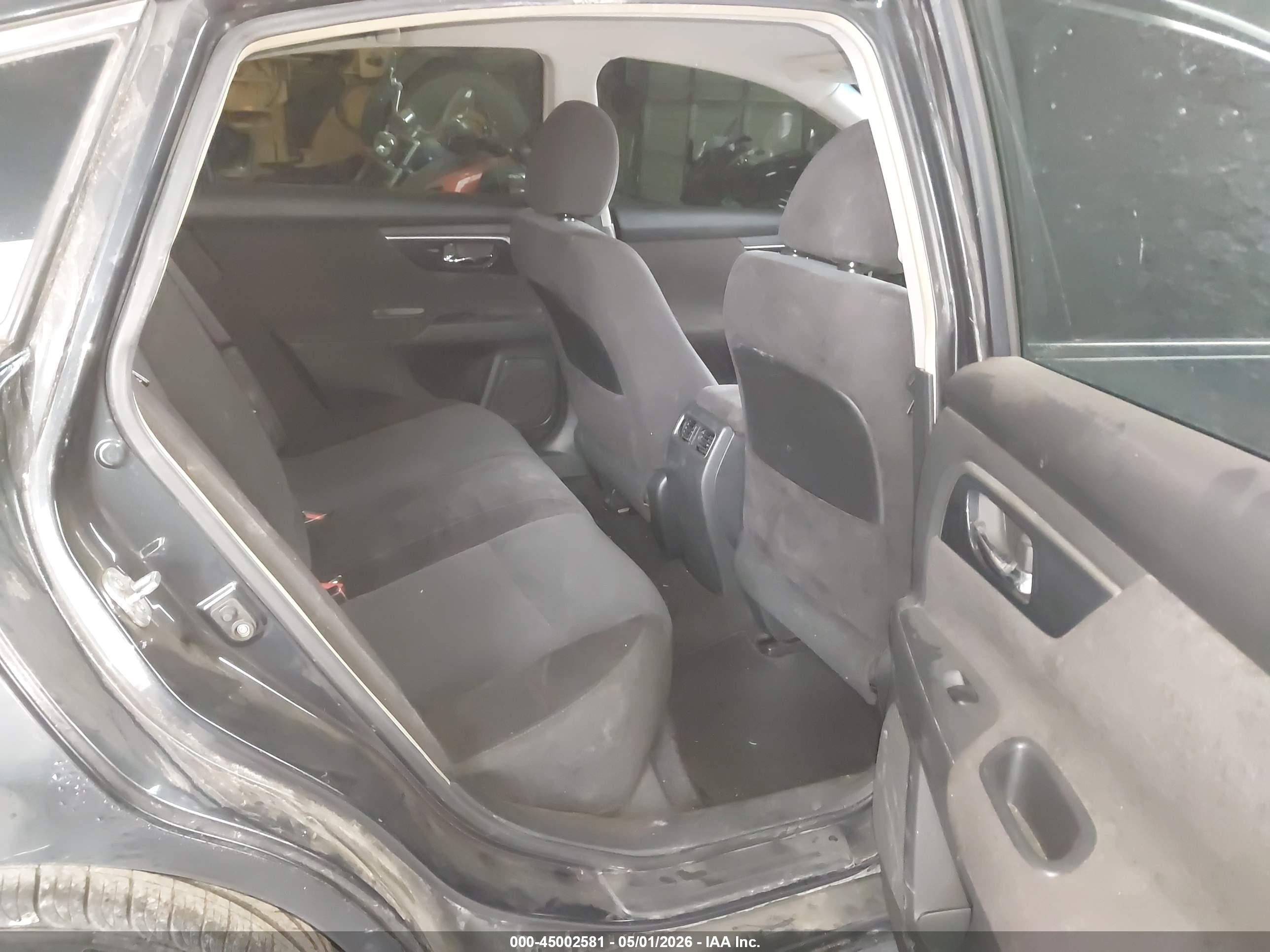 NISSAN ALTIMA image 8