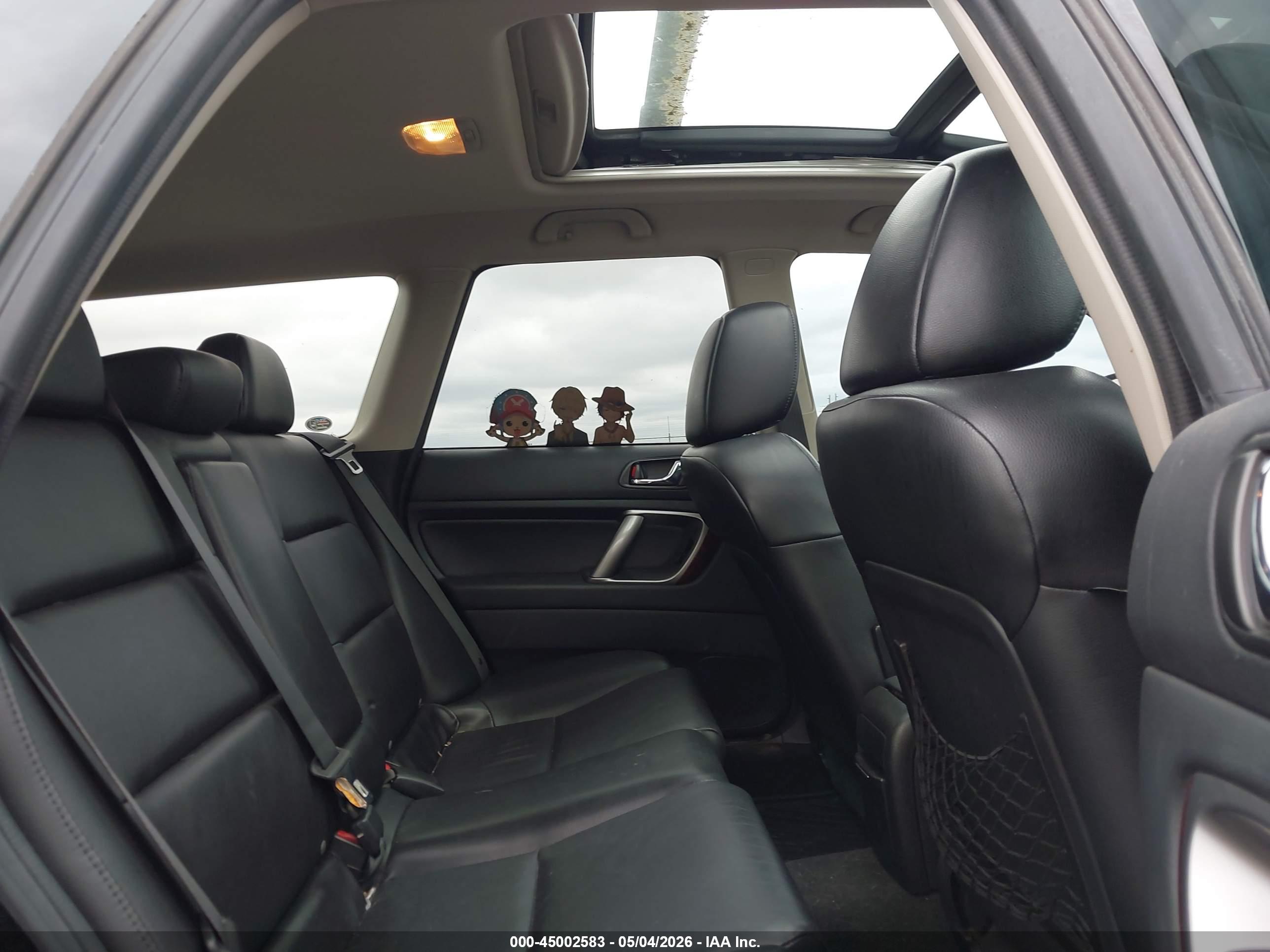 SUBARU OUTBACK image 8