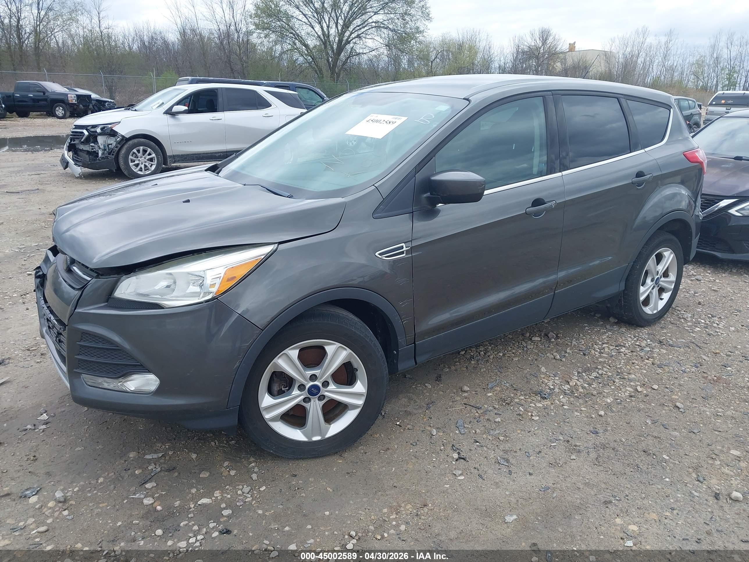 FORD ESCAPE image 2