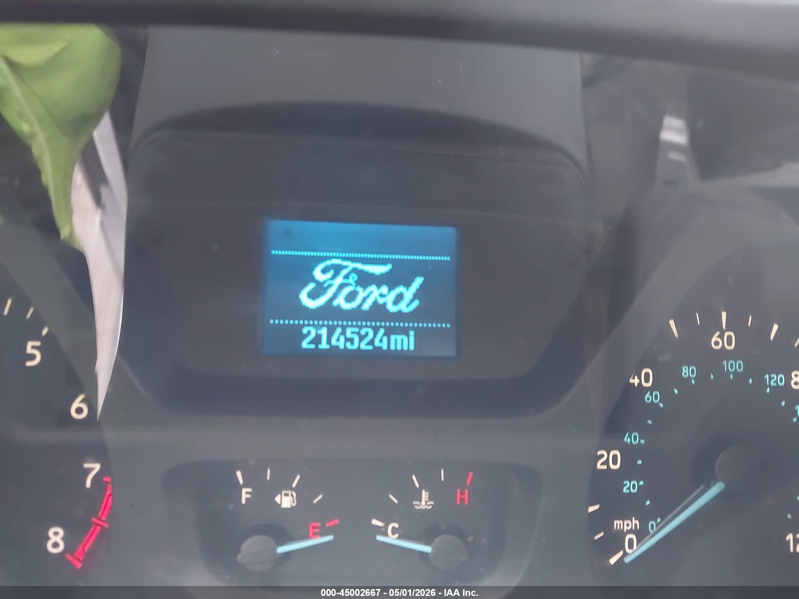 FORD TRANSIT-150 image 7
