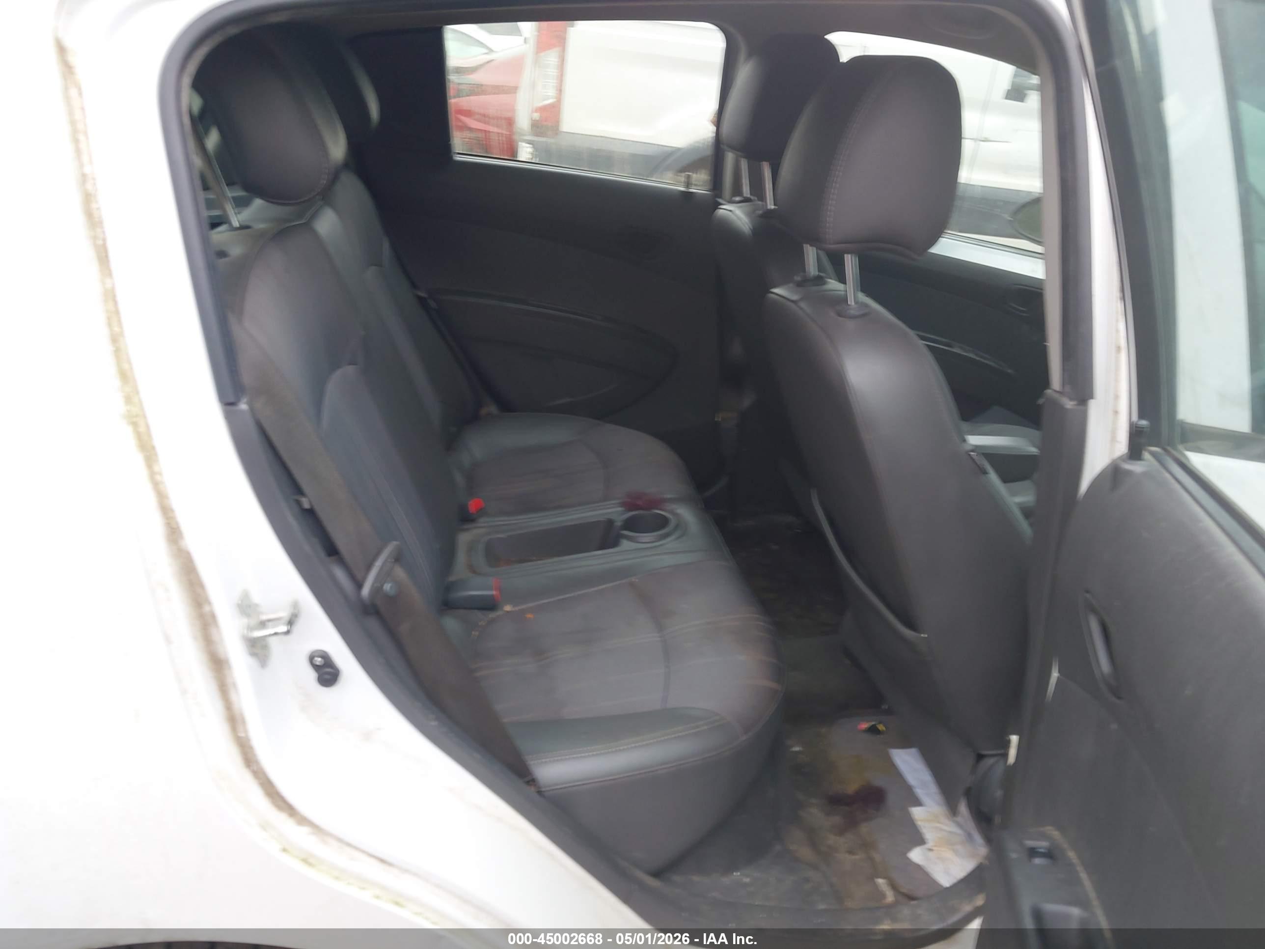 CHEVROLET SPARK image 8