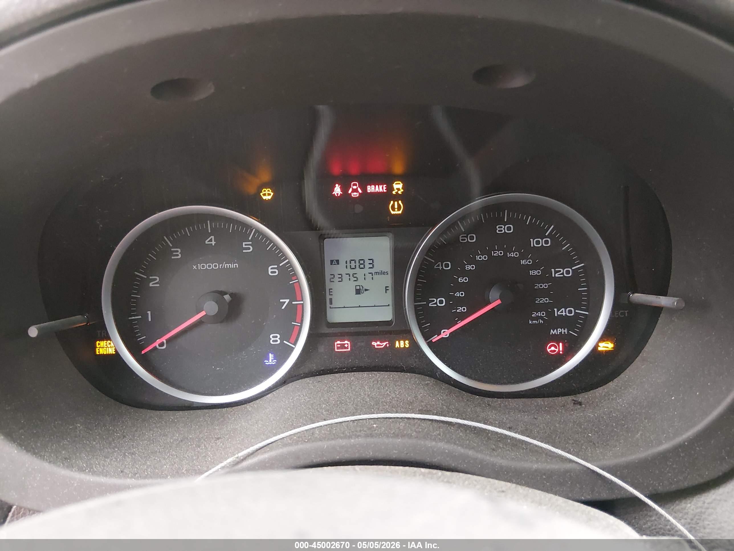 SUBARU FORESTER image 7