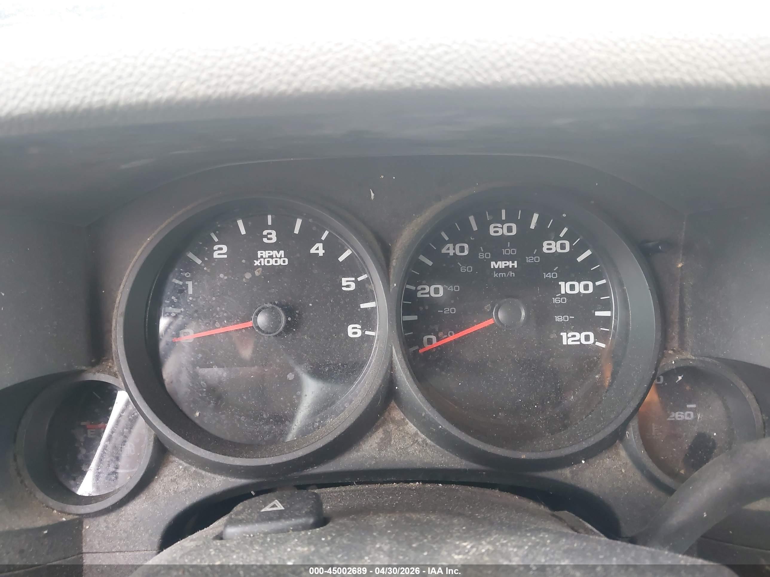 CHEVROLET SILVERADO image 7