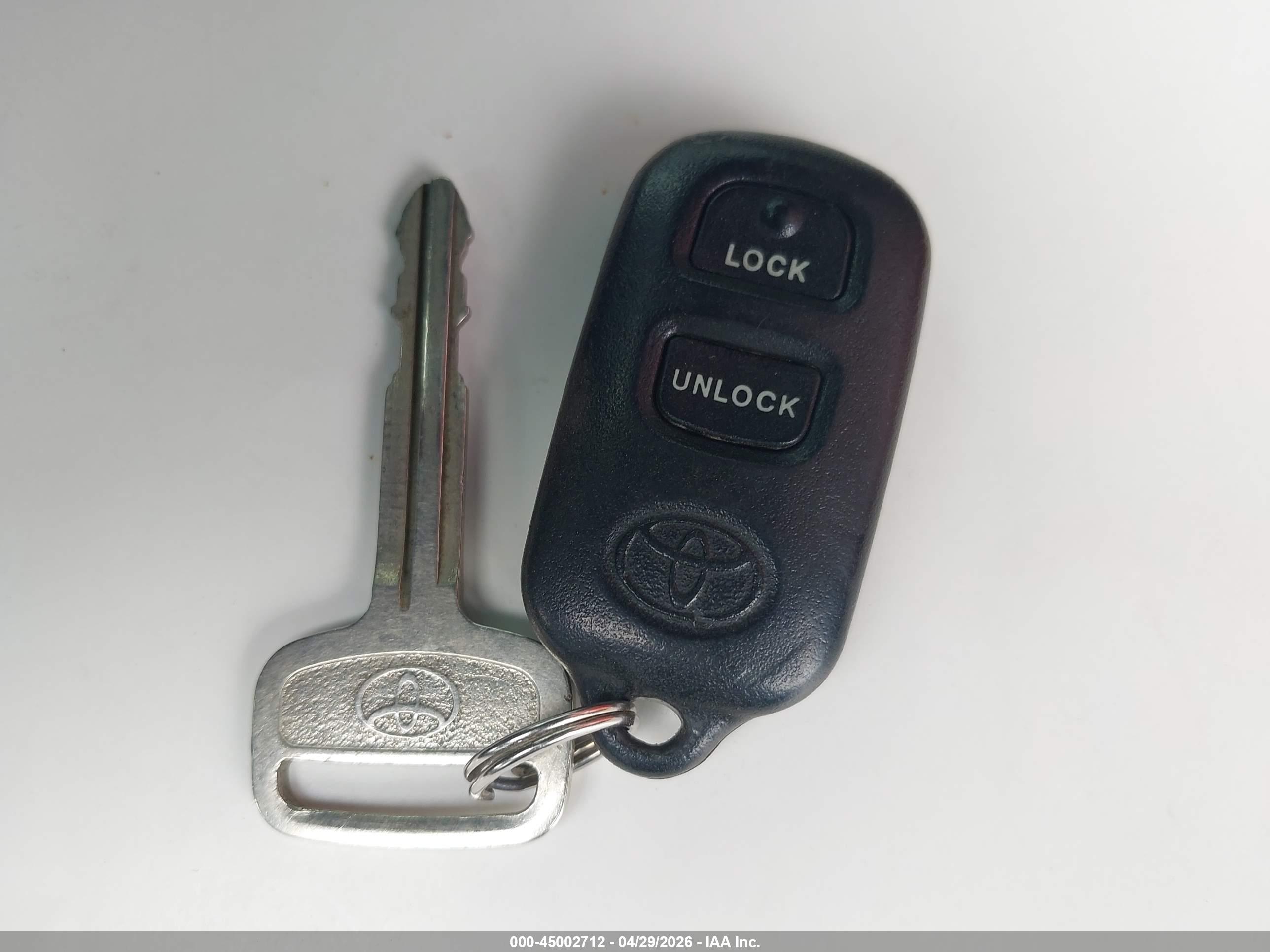 TOYOTA COROLLA image 11