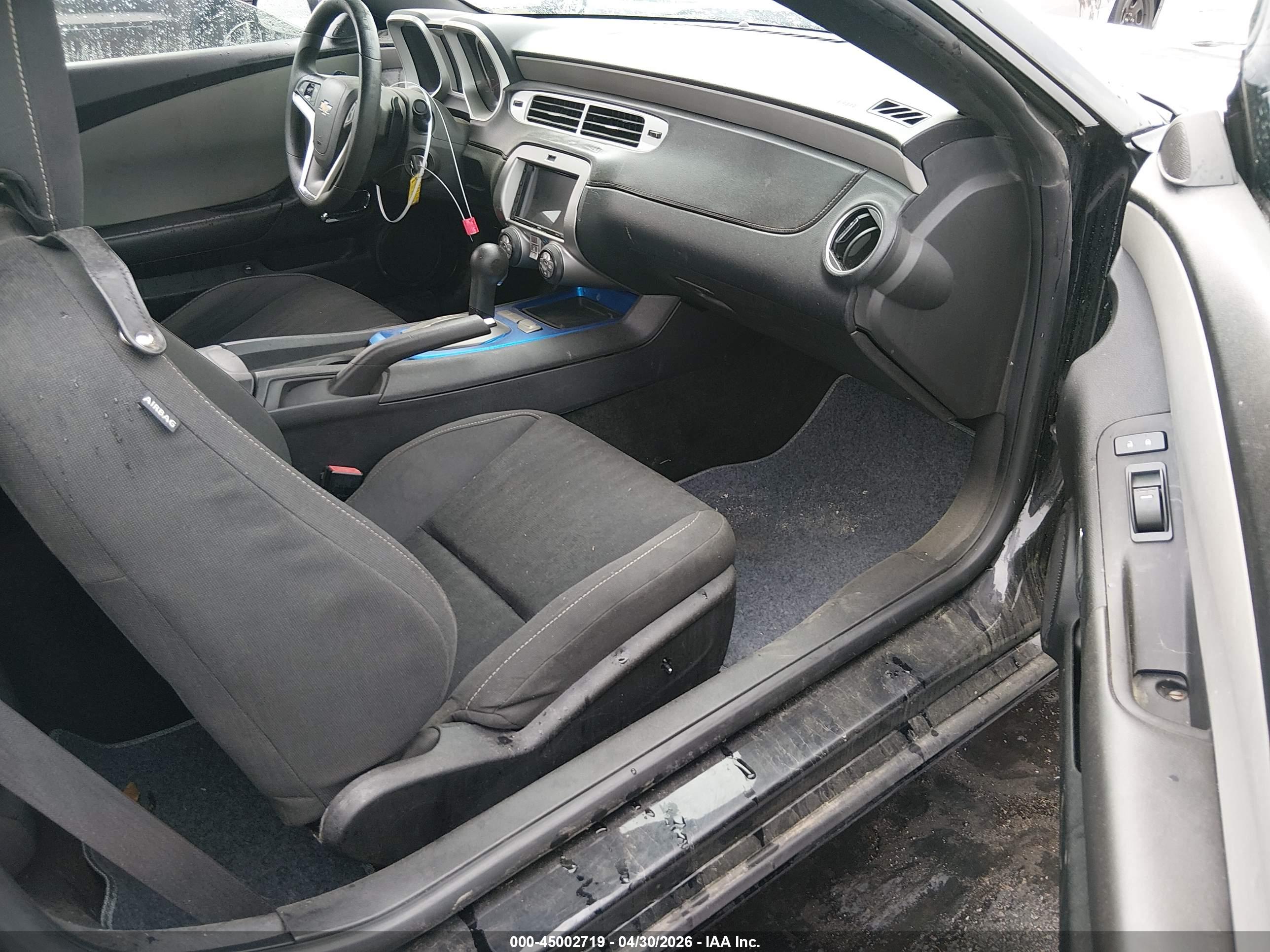 CHEVROLET CAMARO image 5