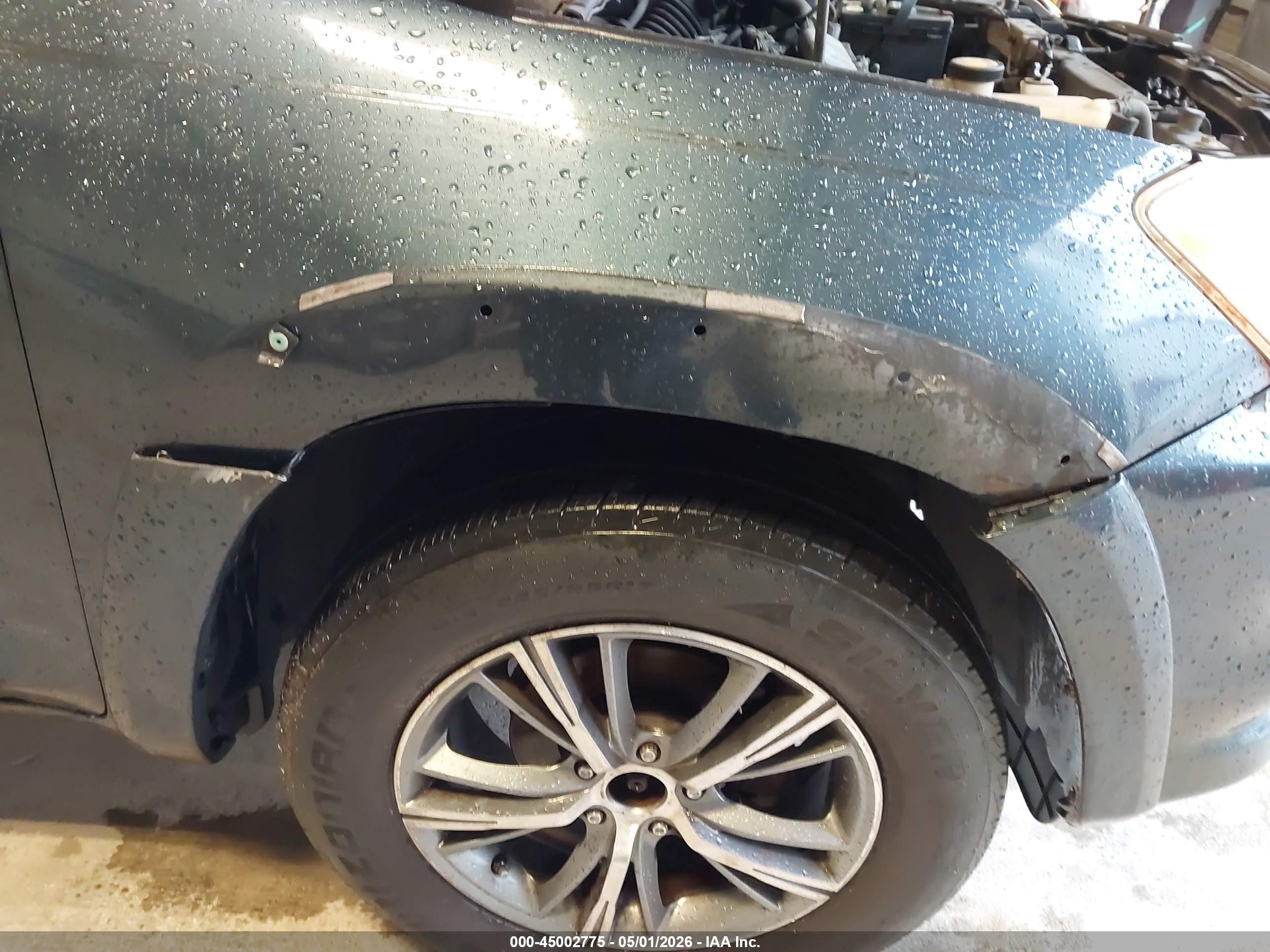 TOYOTA RAV4 image 6