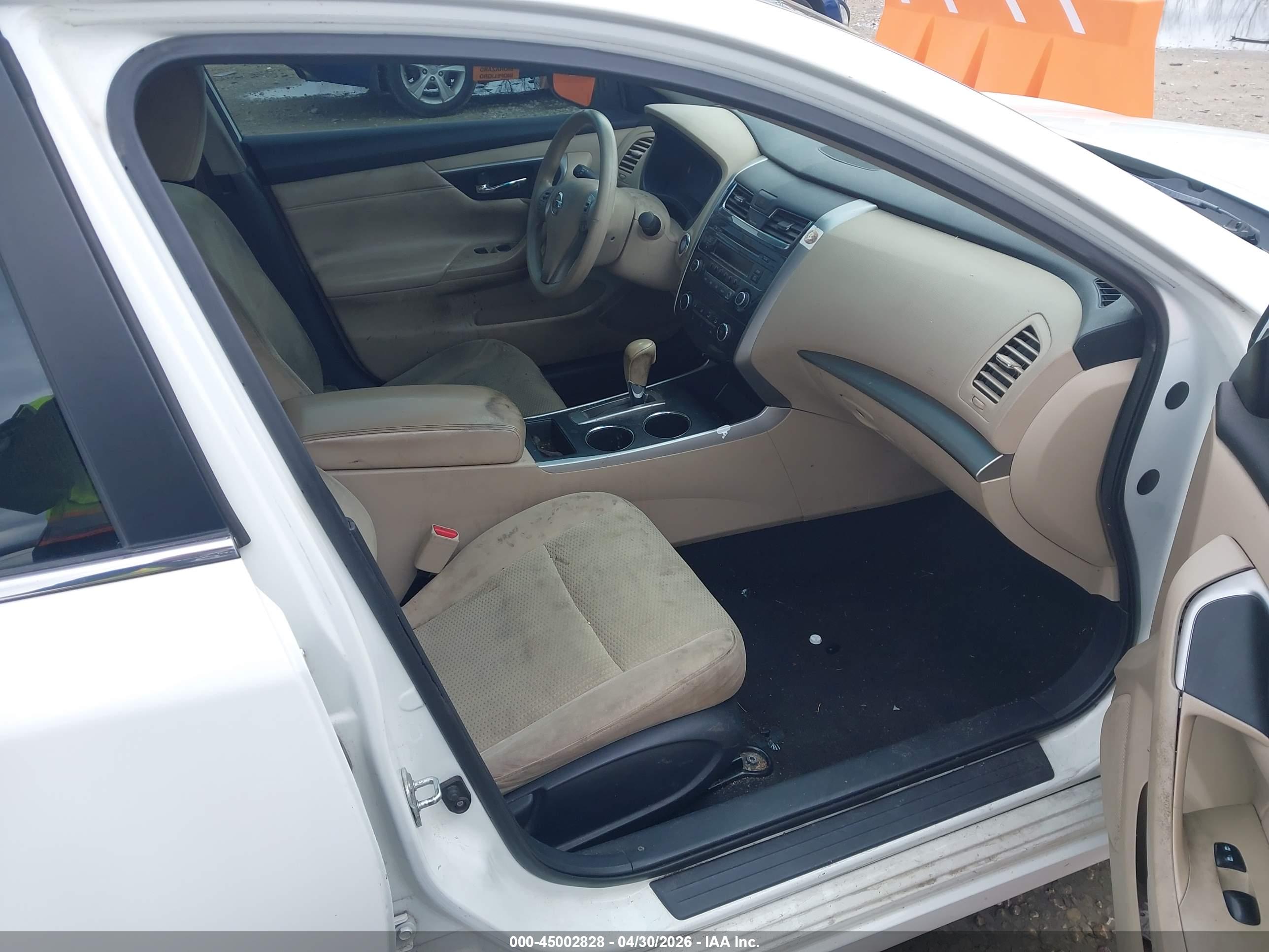 NISSAN ALTIMA image 5