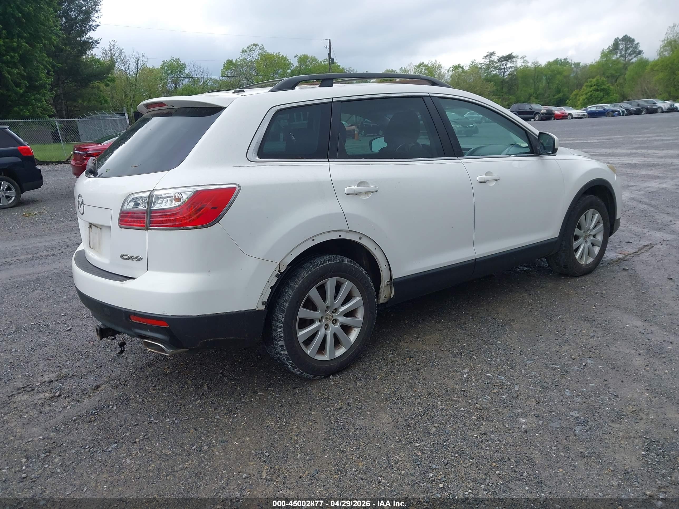MAZDA CX-9 image 4