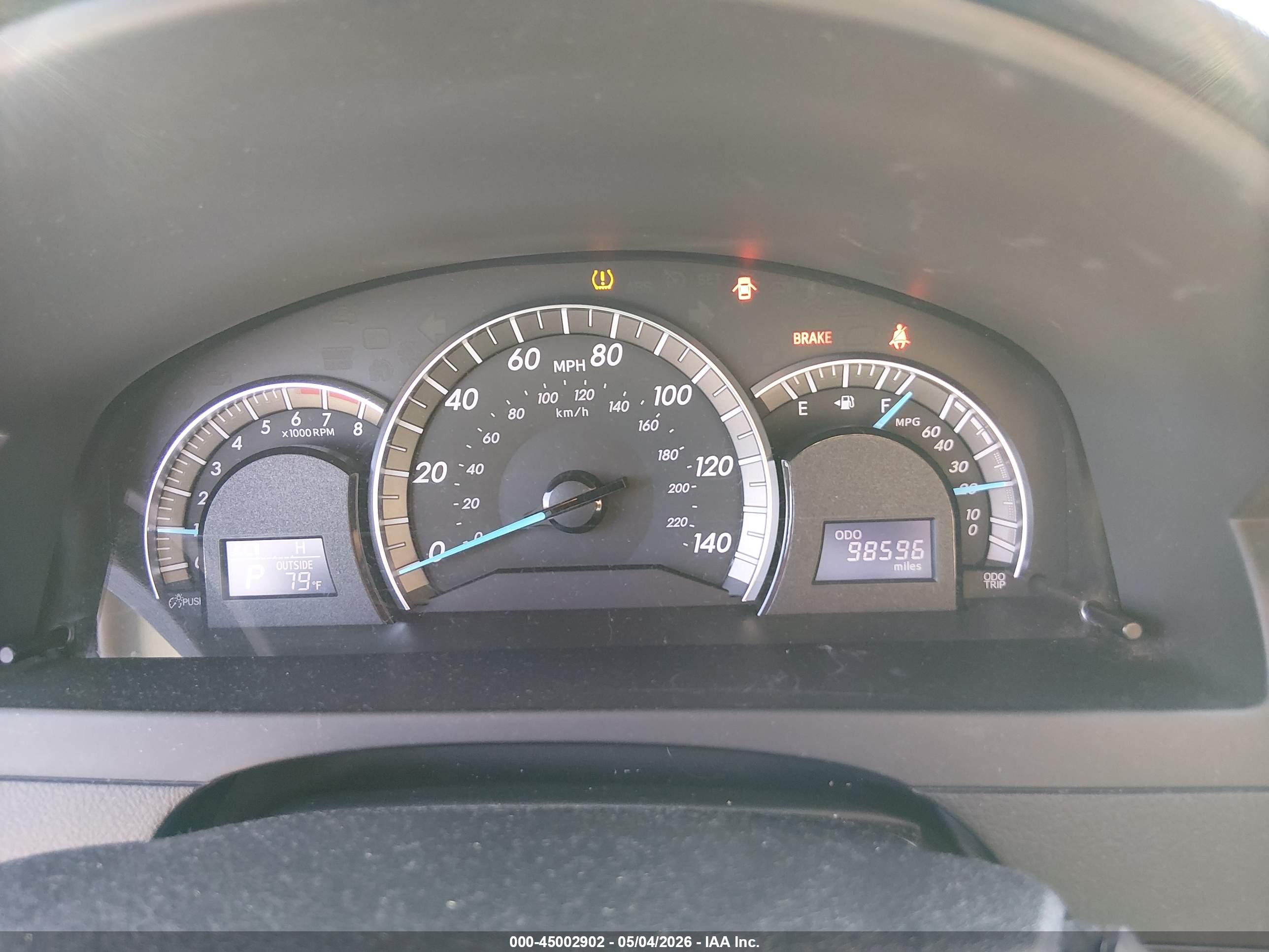 TOYOTA CAMRY image 7