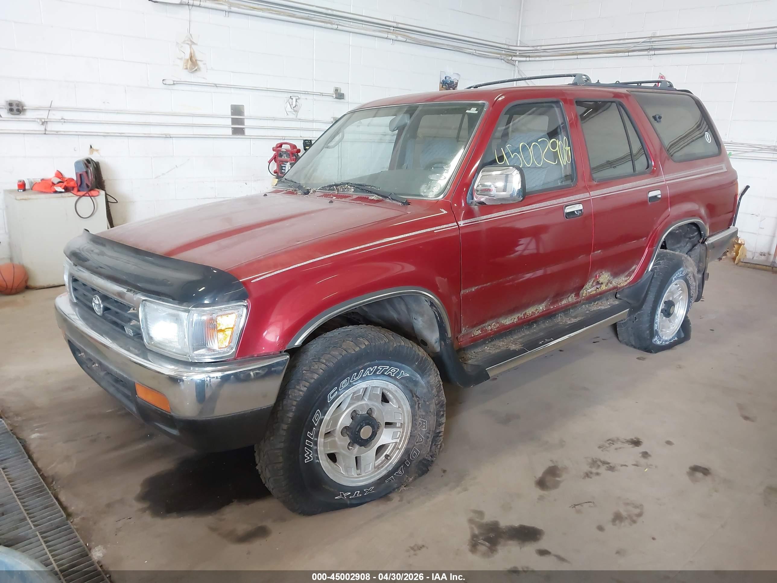 TOYOTA 4RUNNER image 2