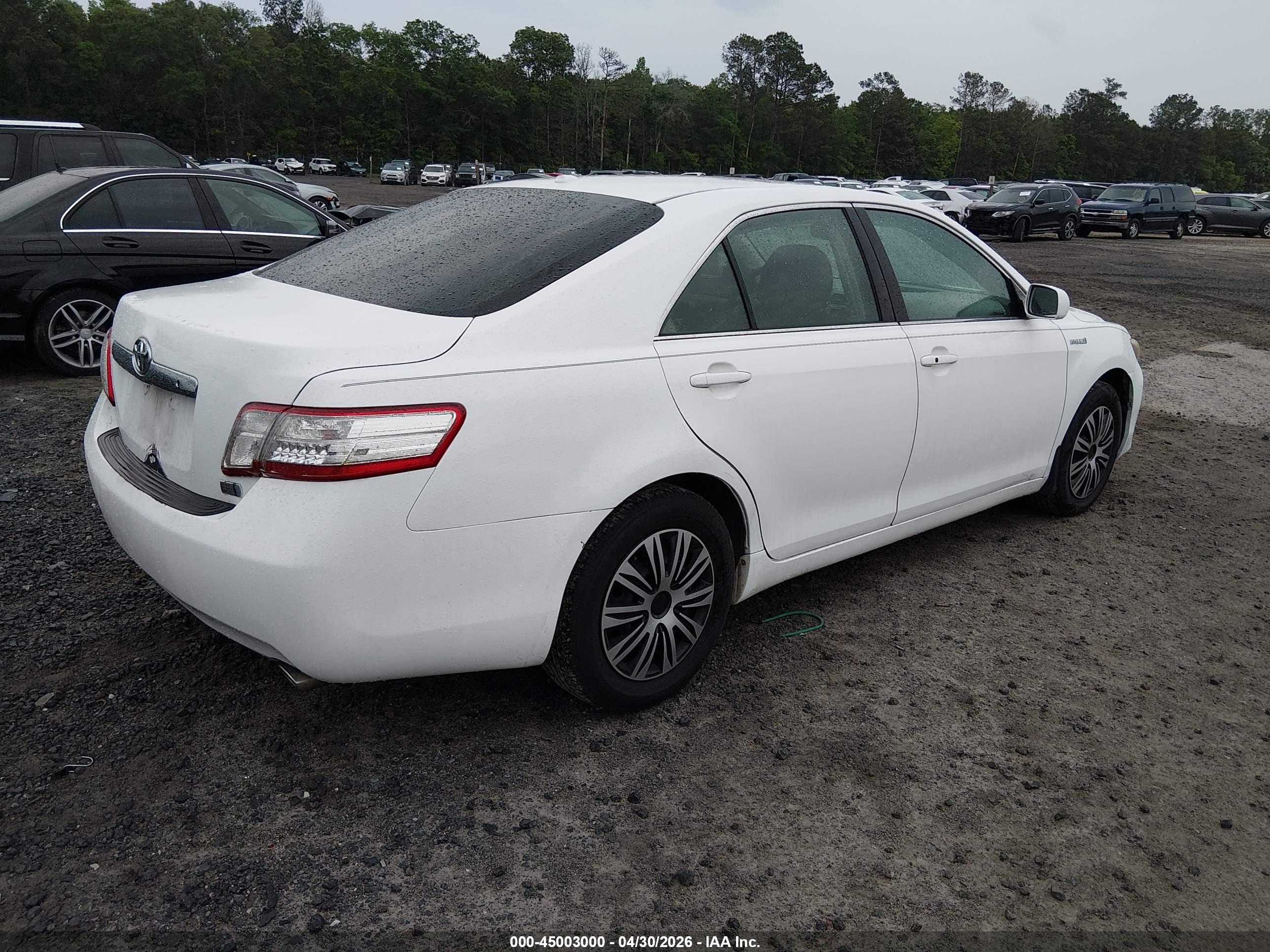 TOYOTA CAMRY image 4