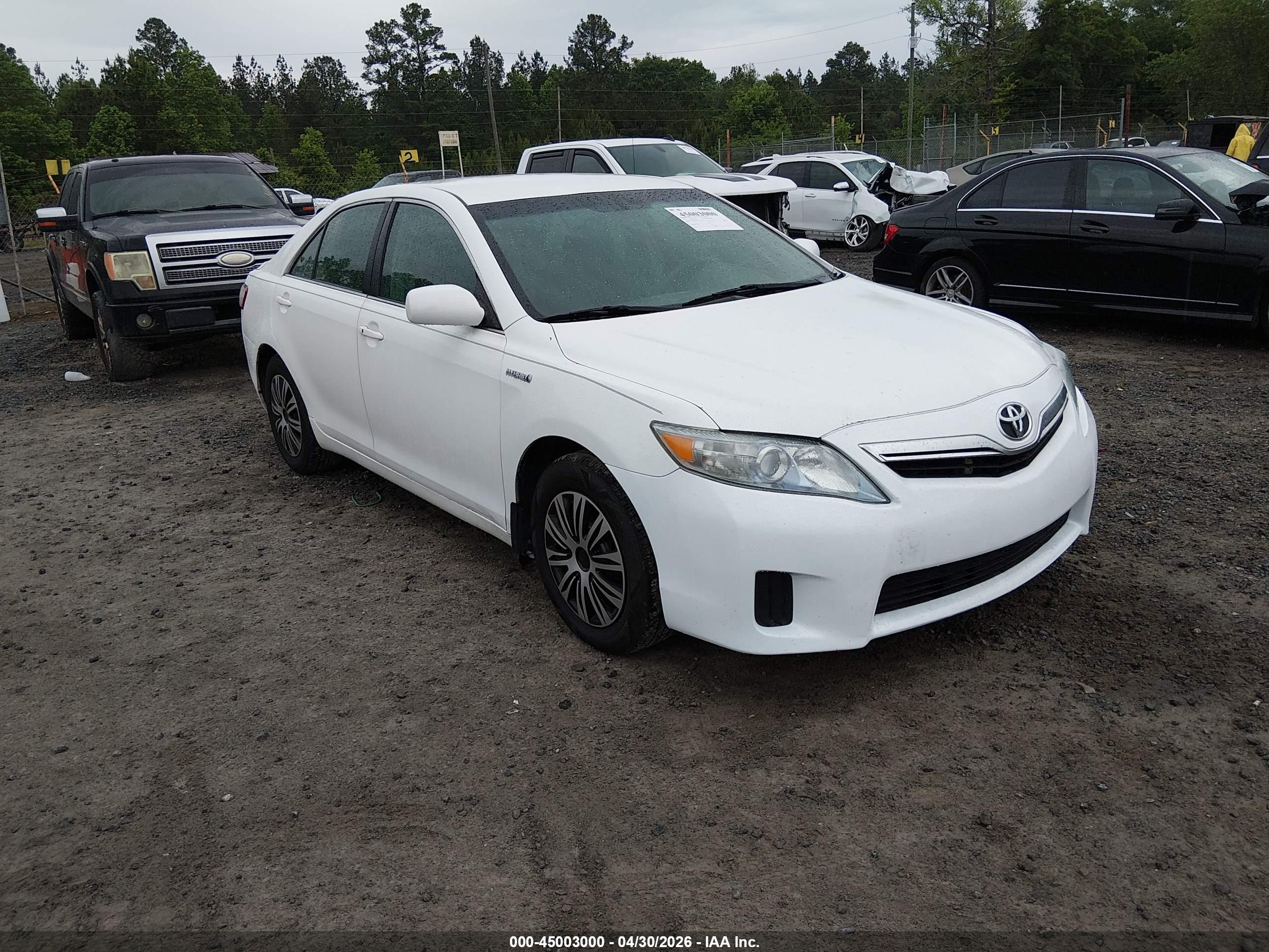 TOYOTA CAMRY image 6
