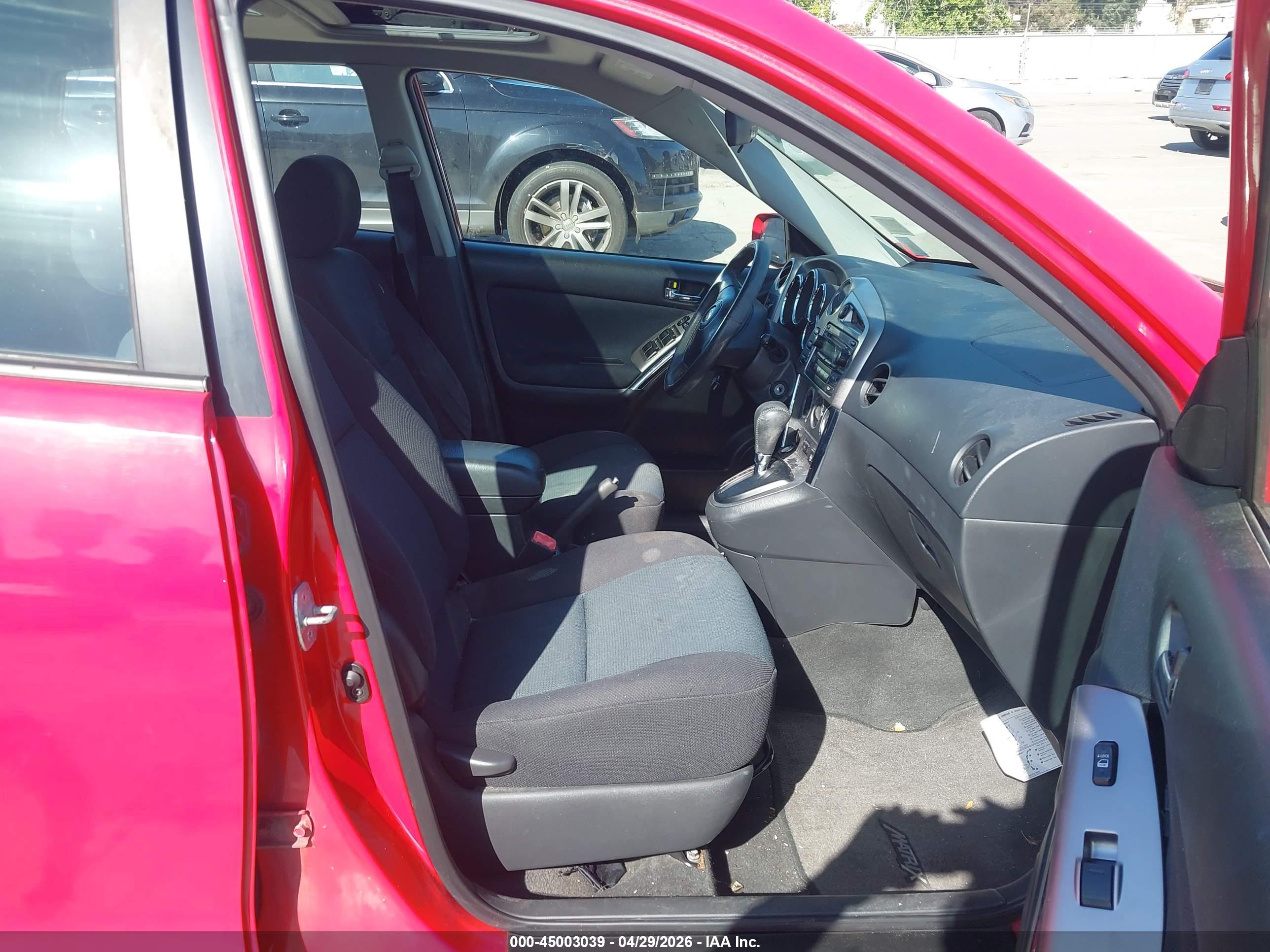 TOYOTA MATRIX image 5