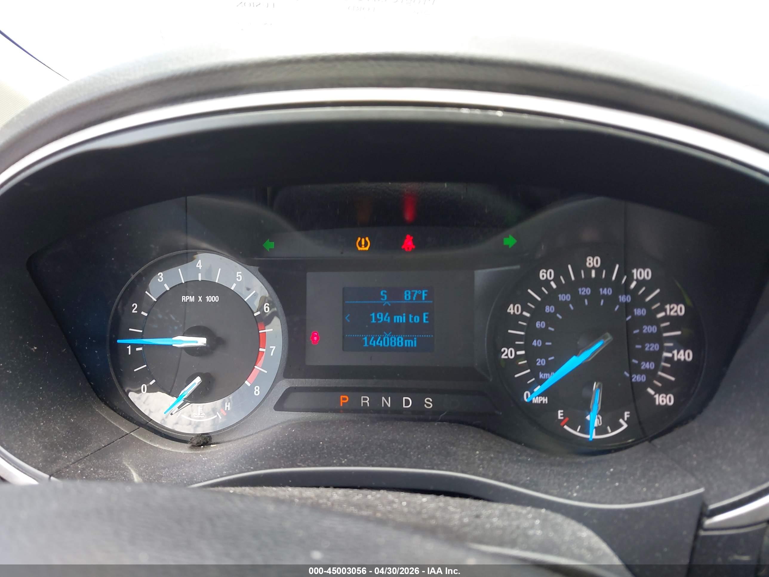 FORD FUSION image 7