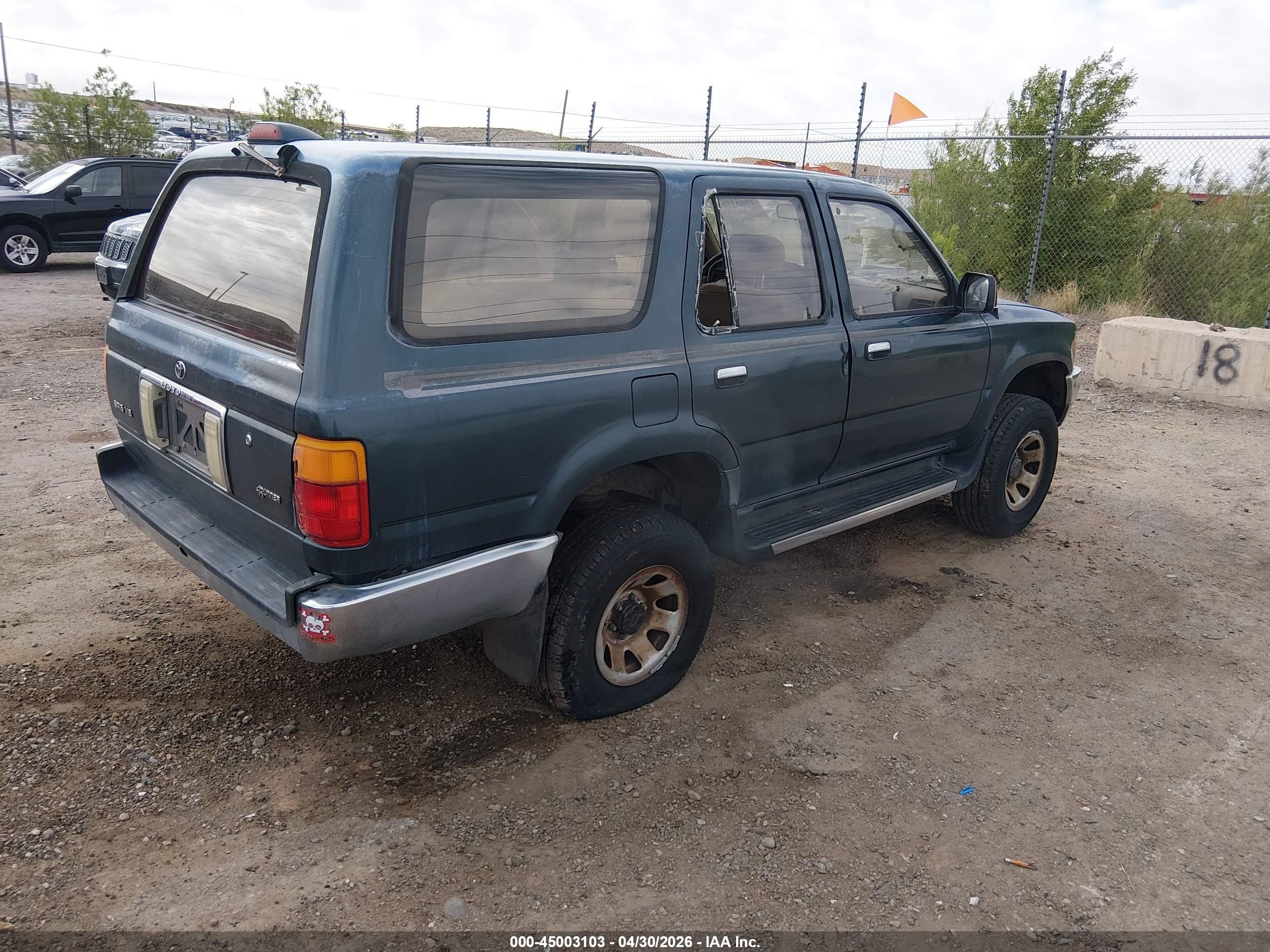 TOYOTA 4RUNNER image 4