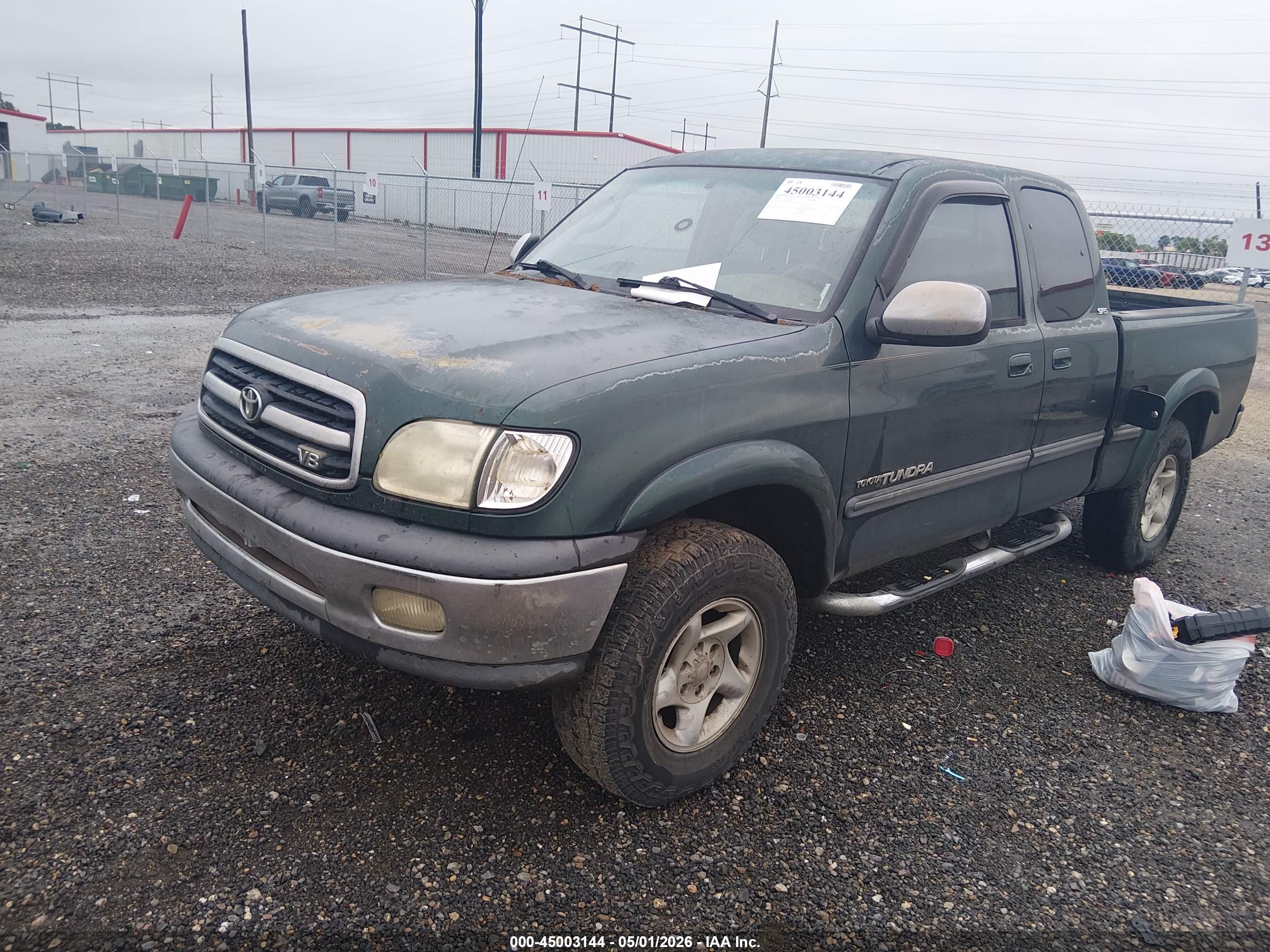 TOYOTA TUNDRA image 2
